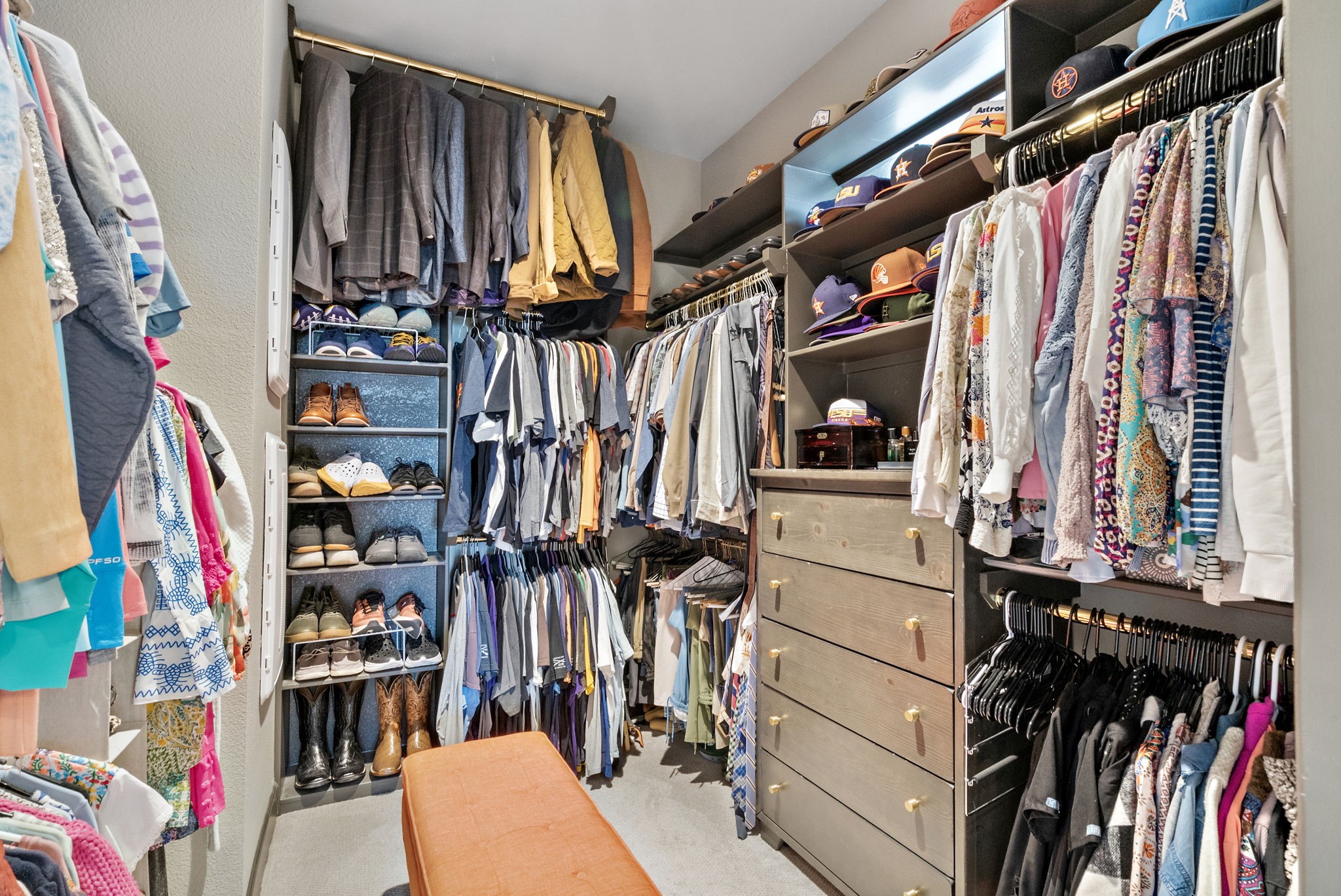 2325 Offerande Drive