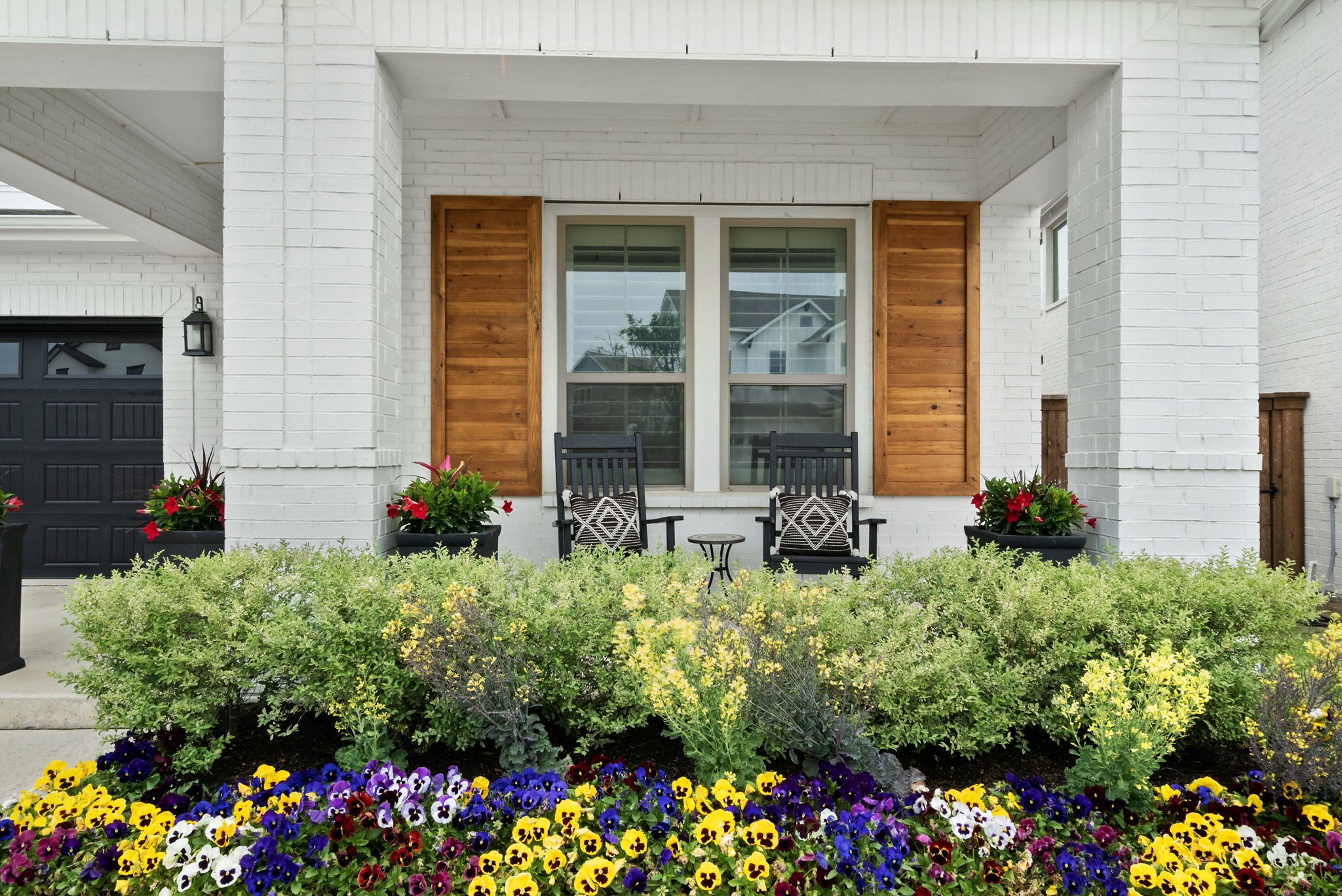 2325 Offerande Drive