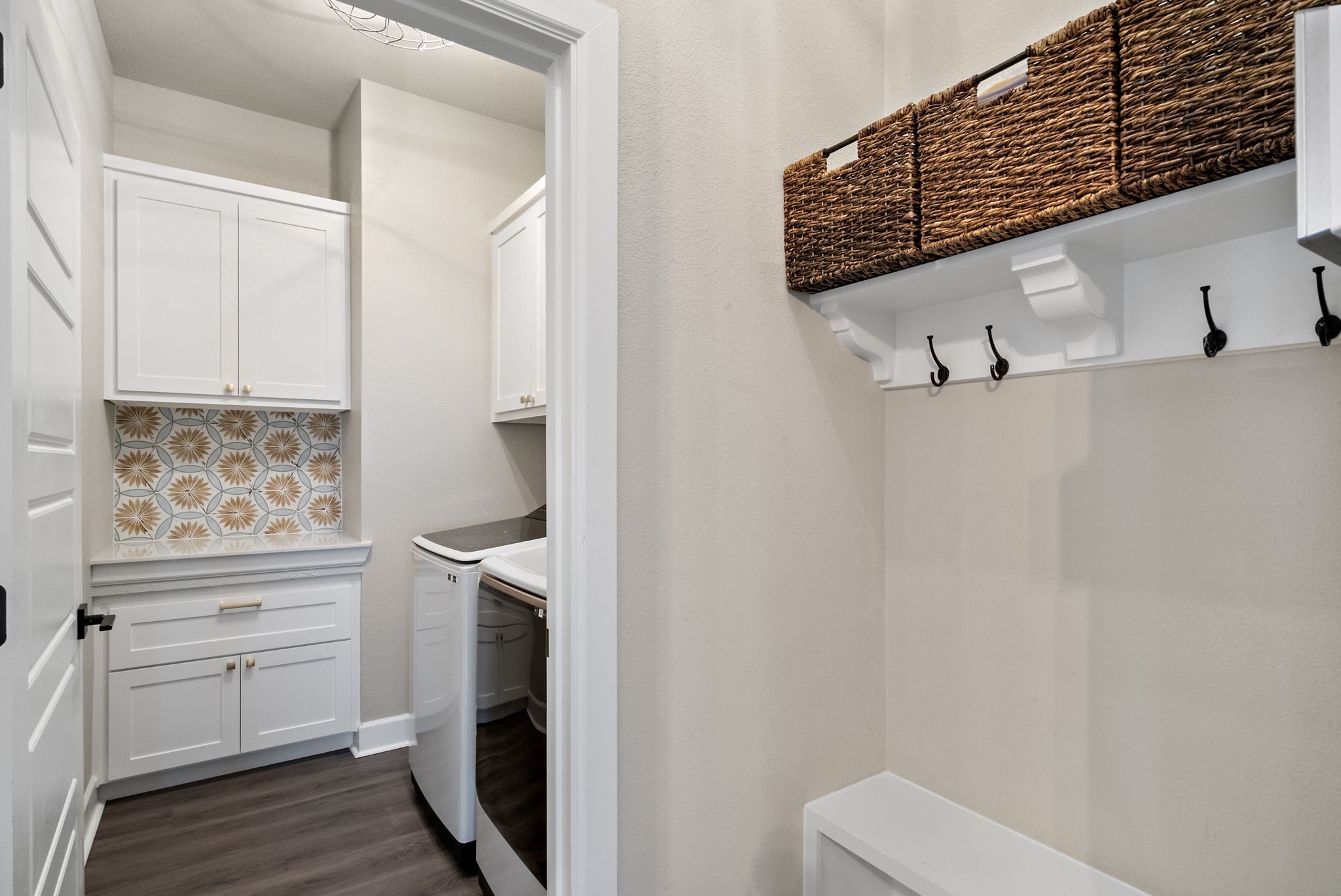 2325 Offerande Drive