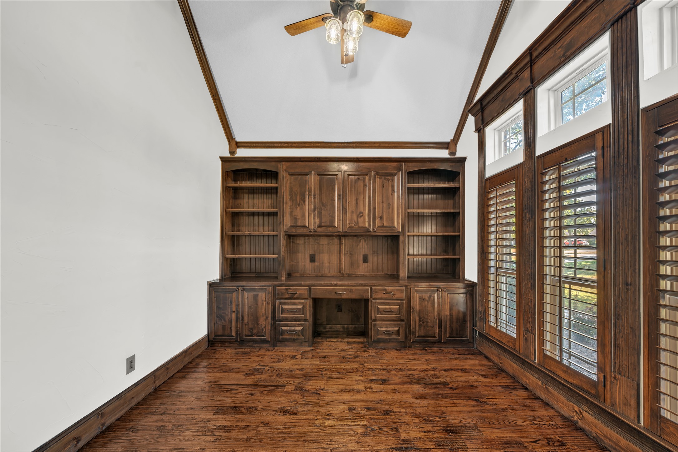 100 Field Creek Court