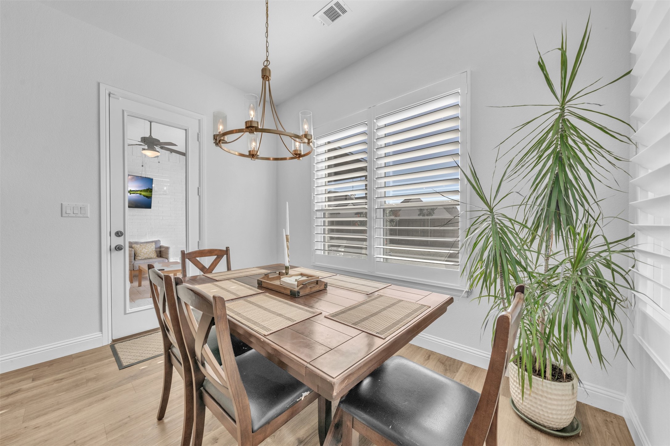 215 Observation Drive N