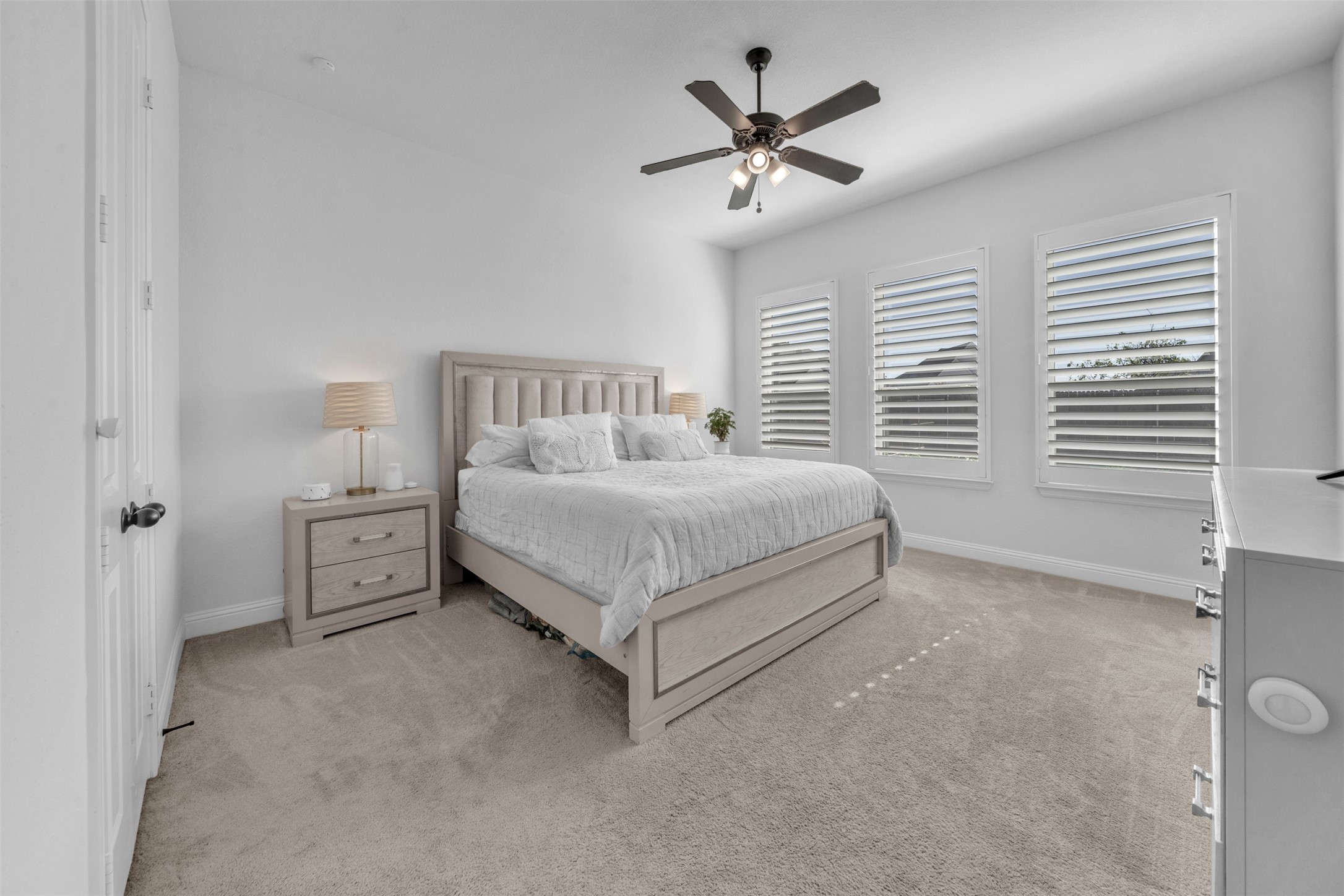 215 Observation Drive N