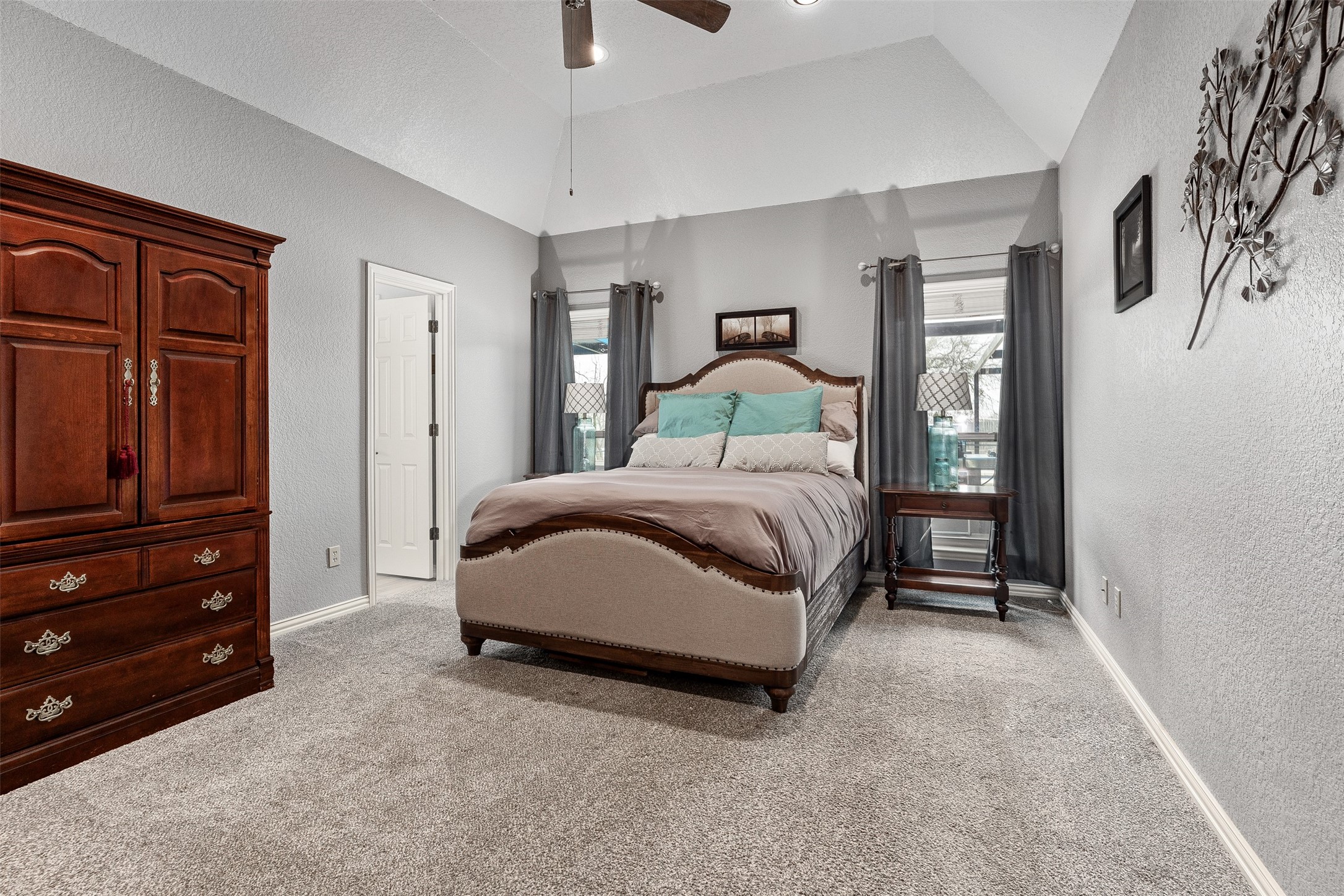 137 Prairie Ridge Drive
