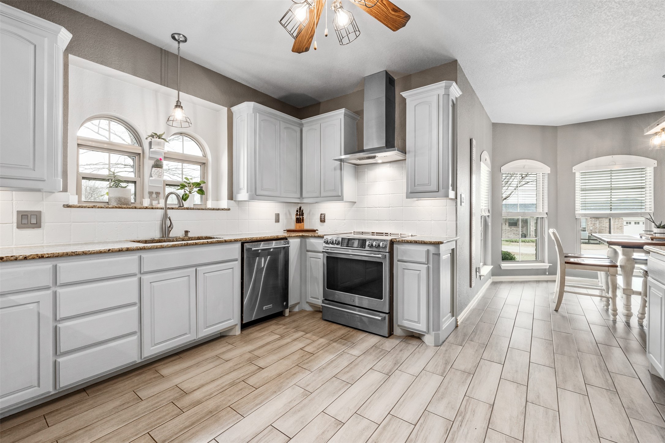 137 Prairie Ridge Drive