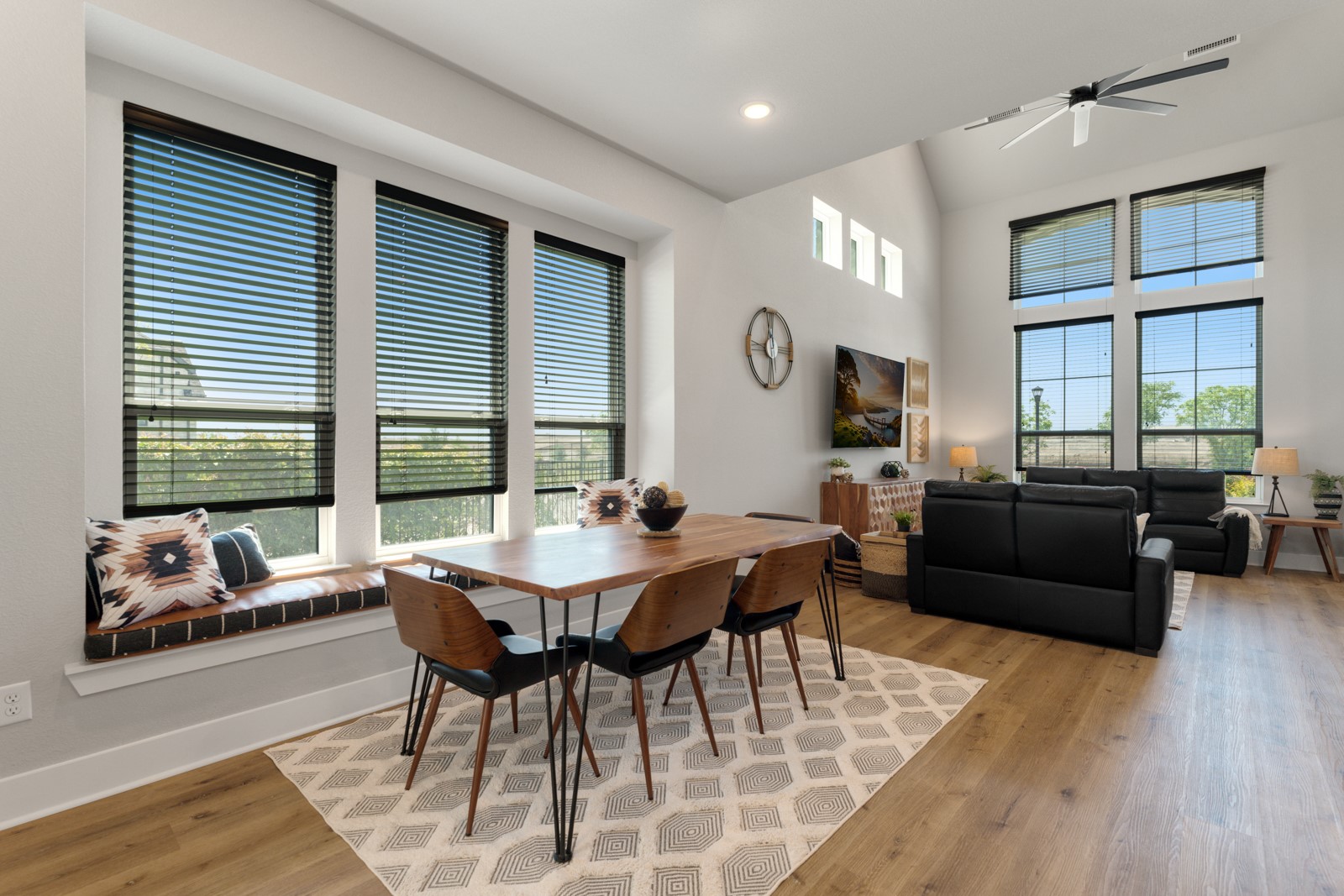 2369 Longspur Drive
