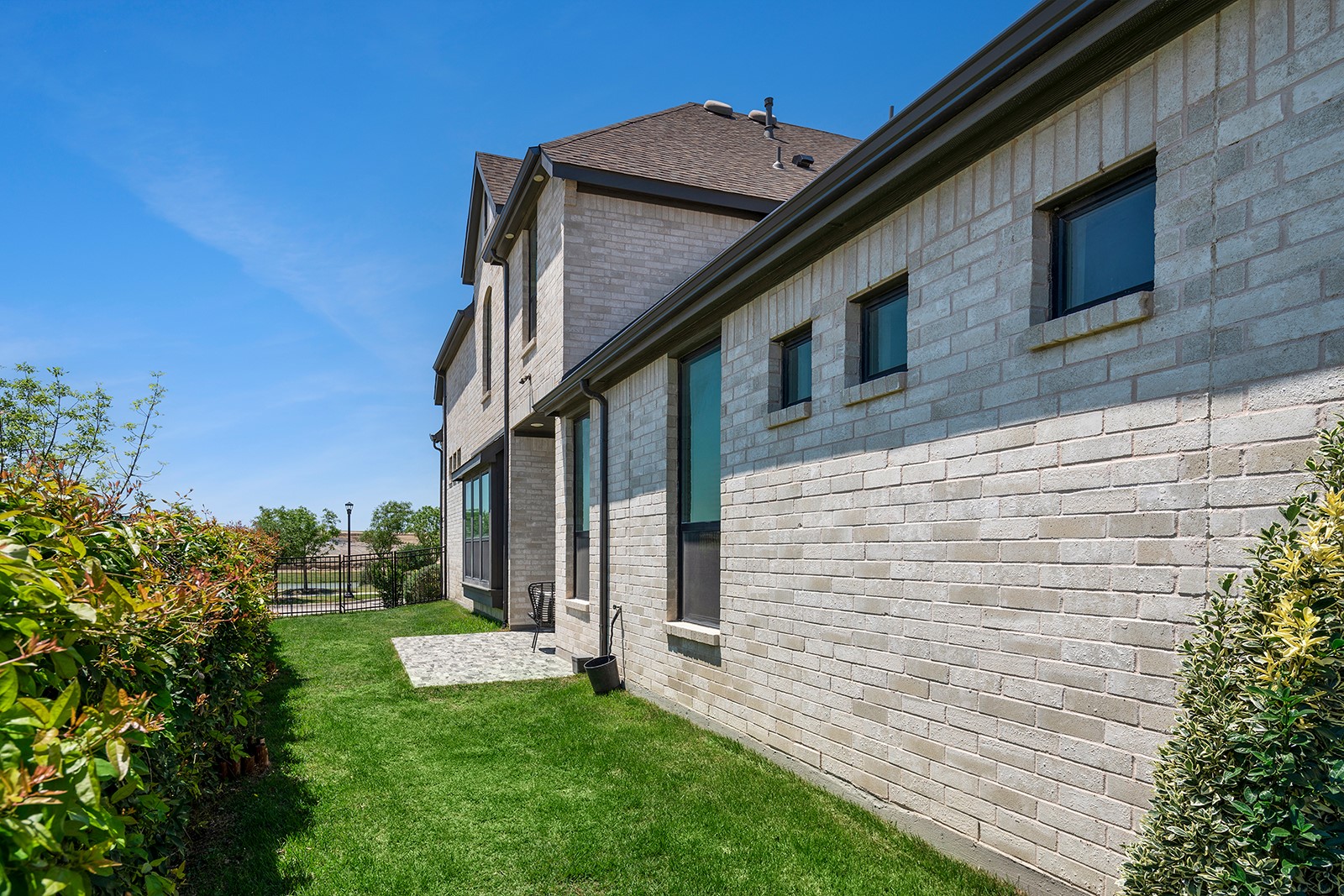 2369 Longspur Drive