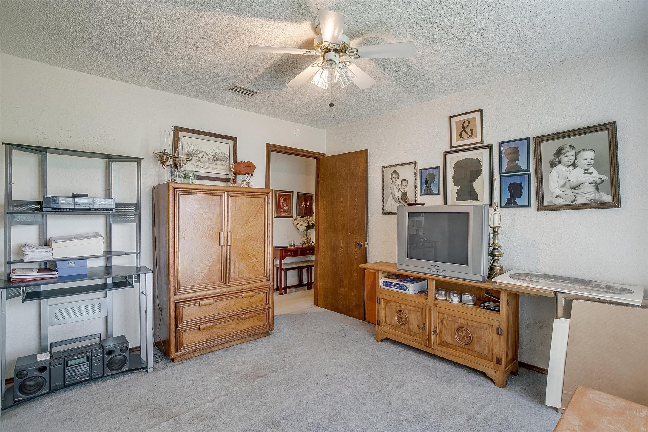 1000 Meadow Hill Road