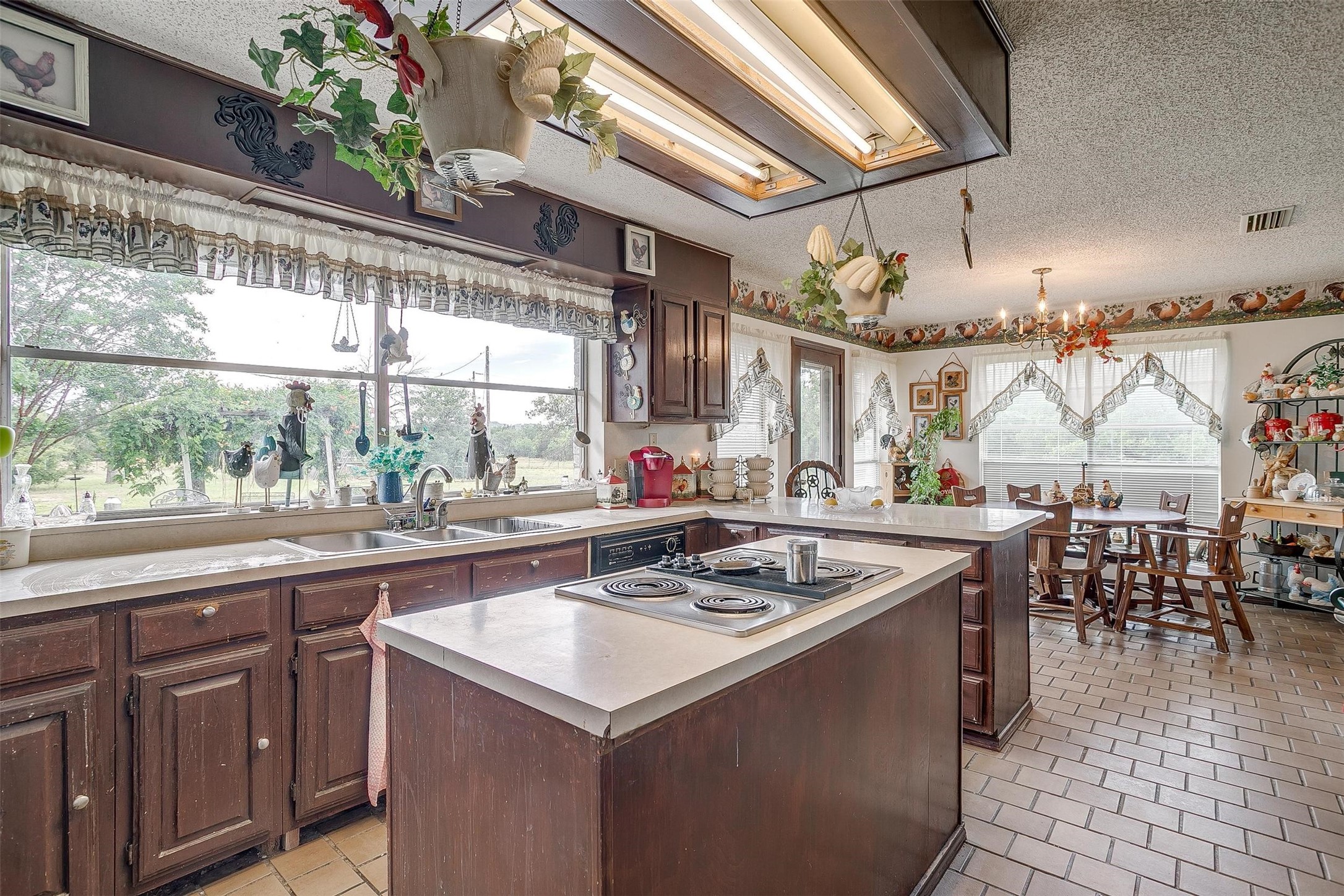 1000 Meadow Hill Road