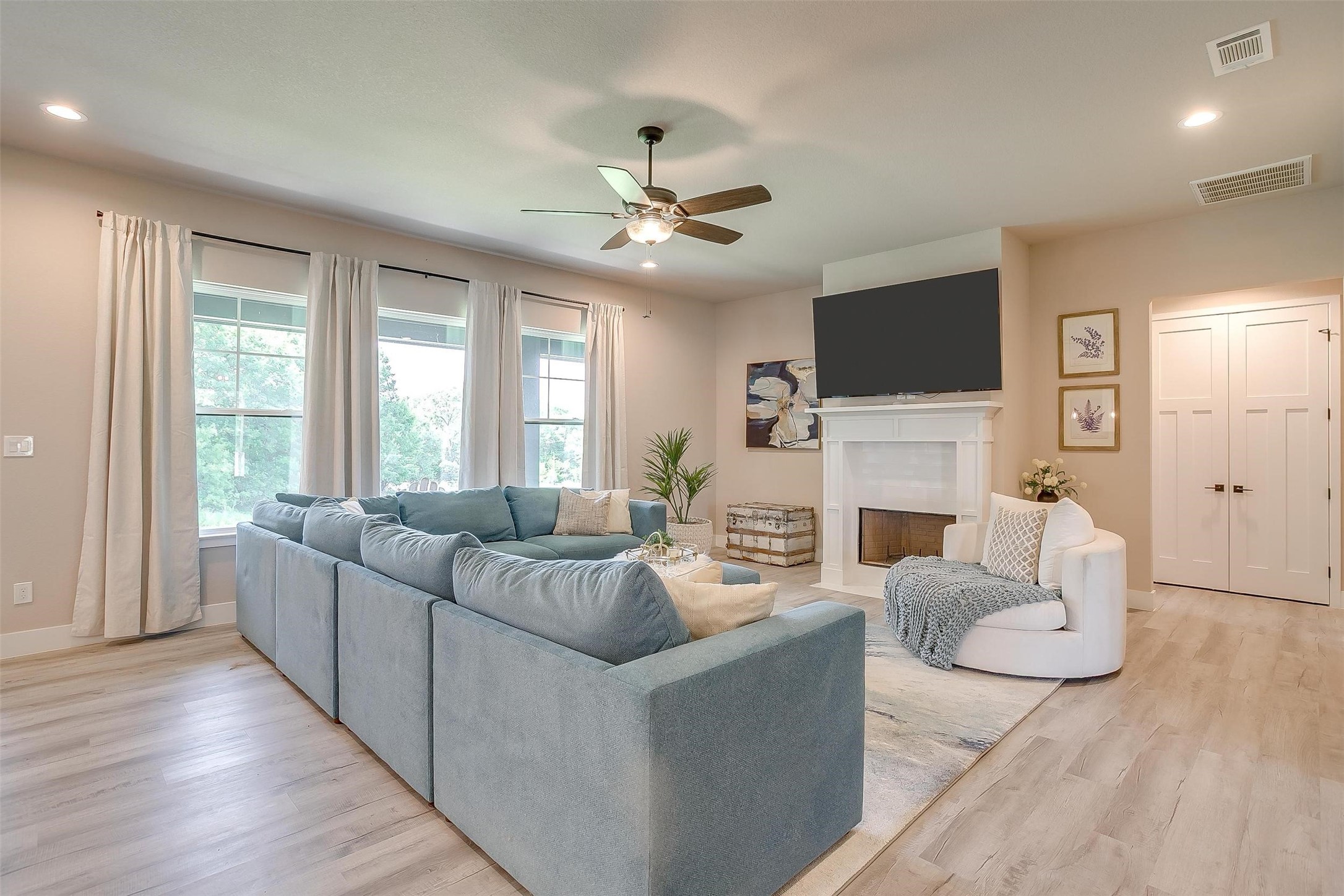 619 Latigo Court