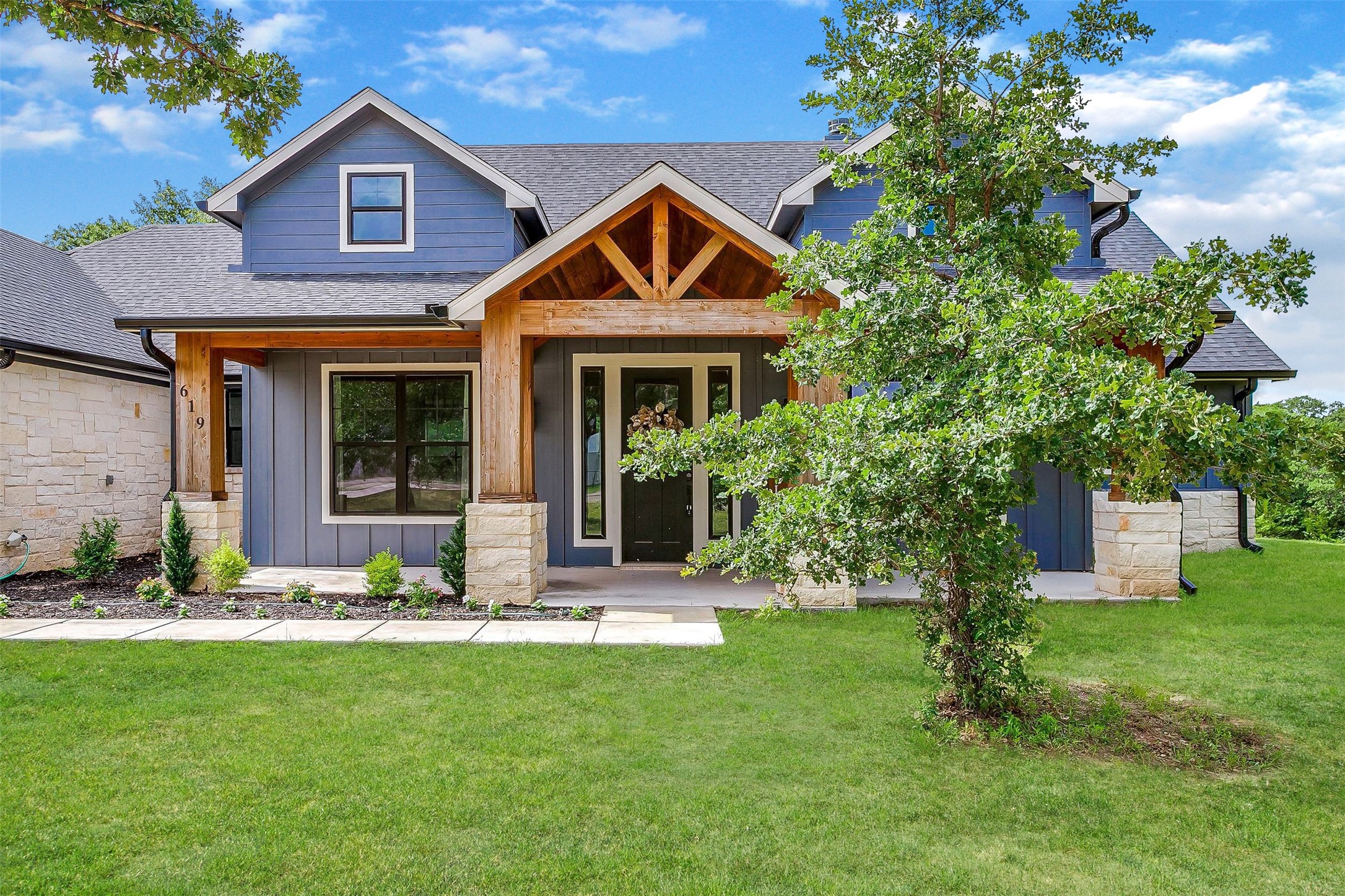 619 Latigo Court