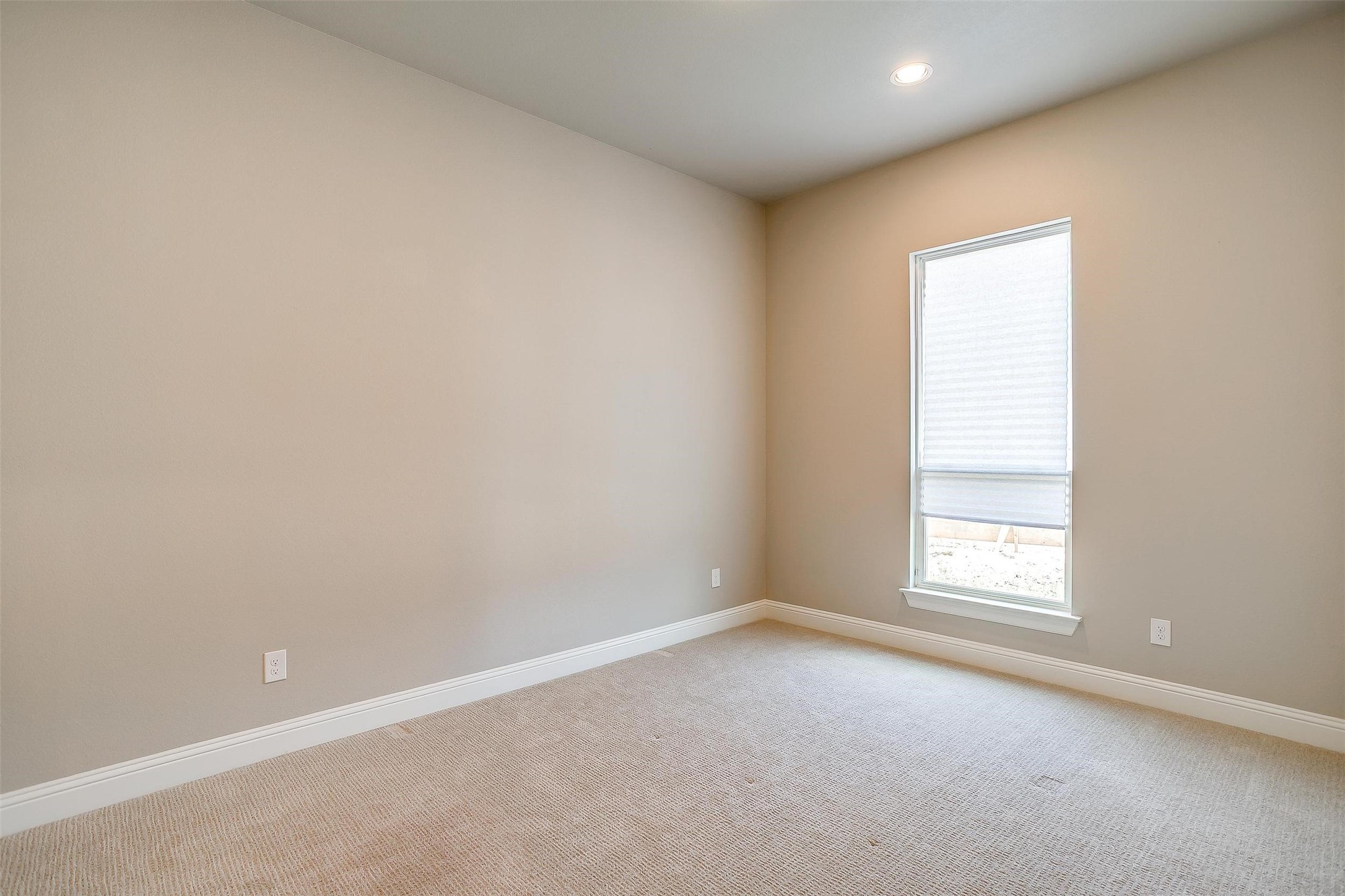 916 Highlands Avenue