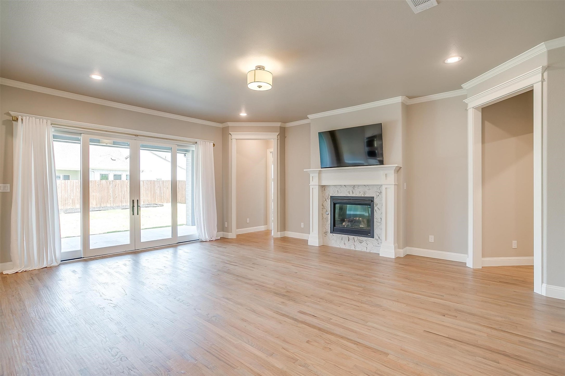 916 Highlands Avenue