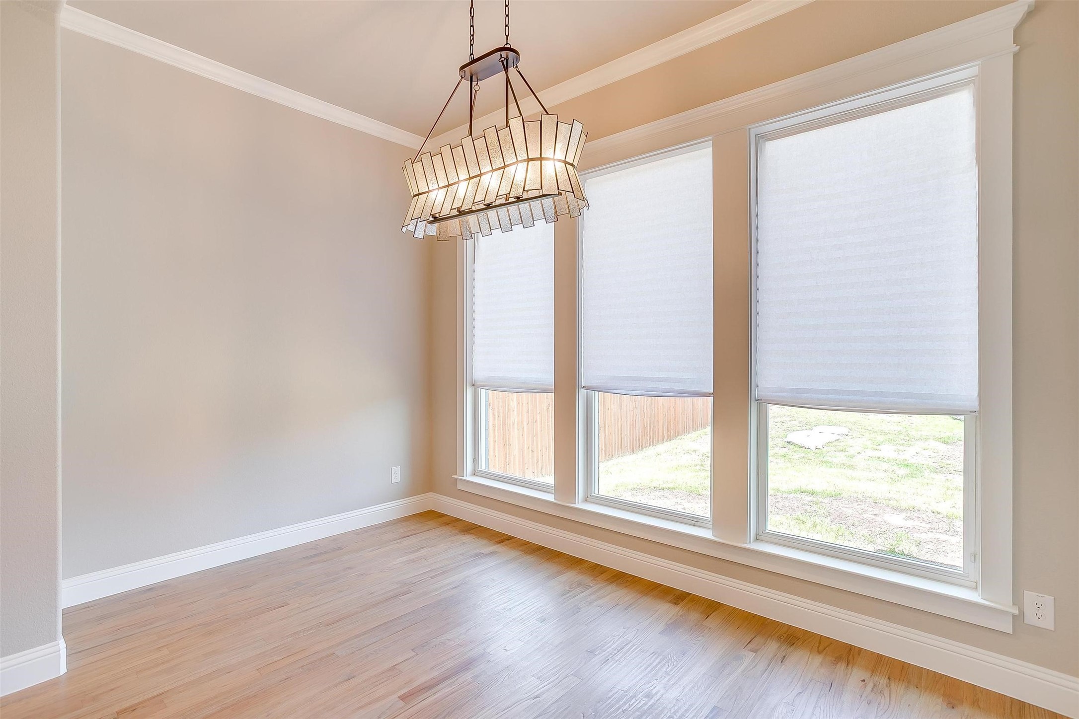 916 Highlands Avenue