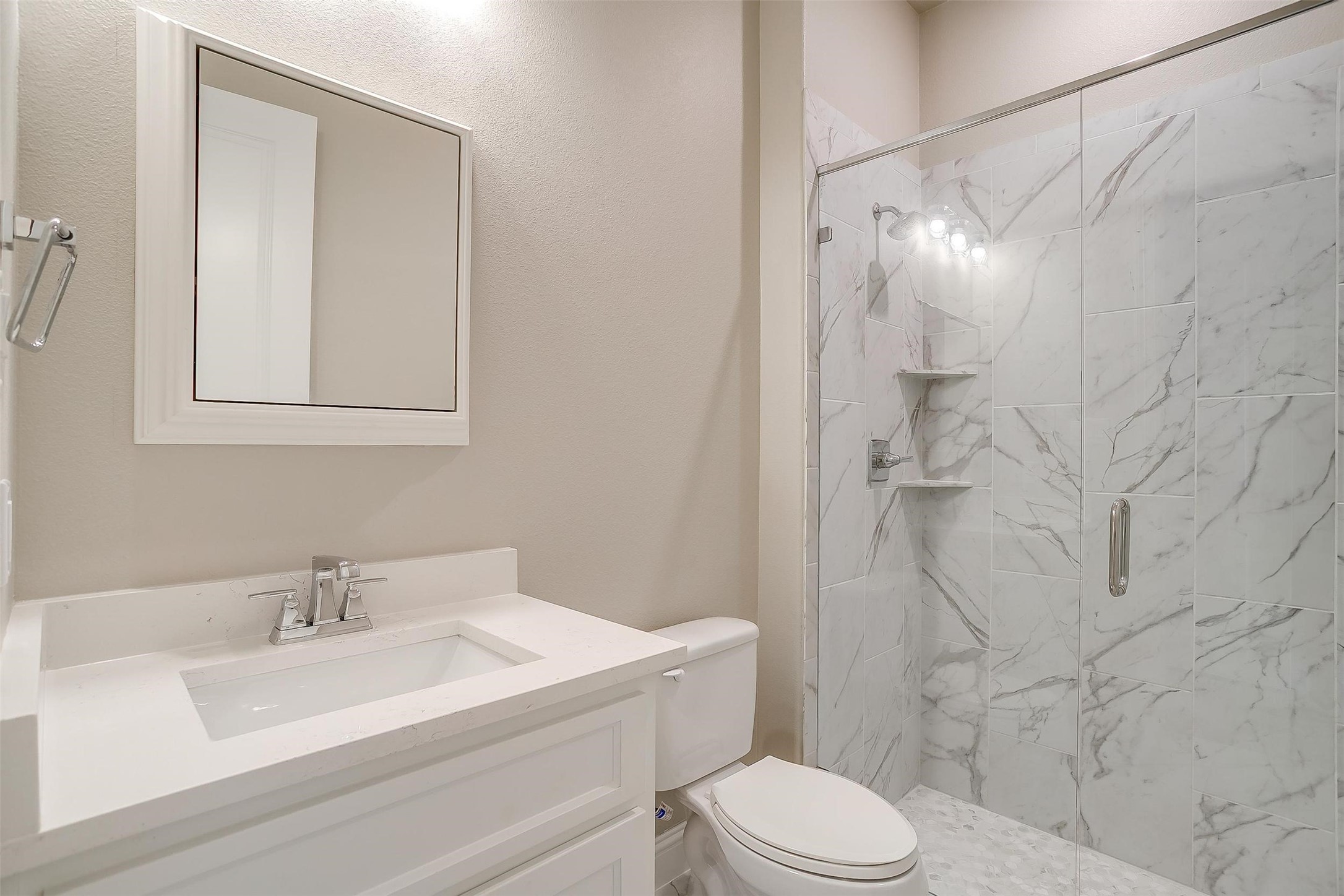 916 Highlands Avenue