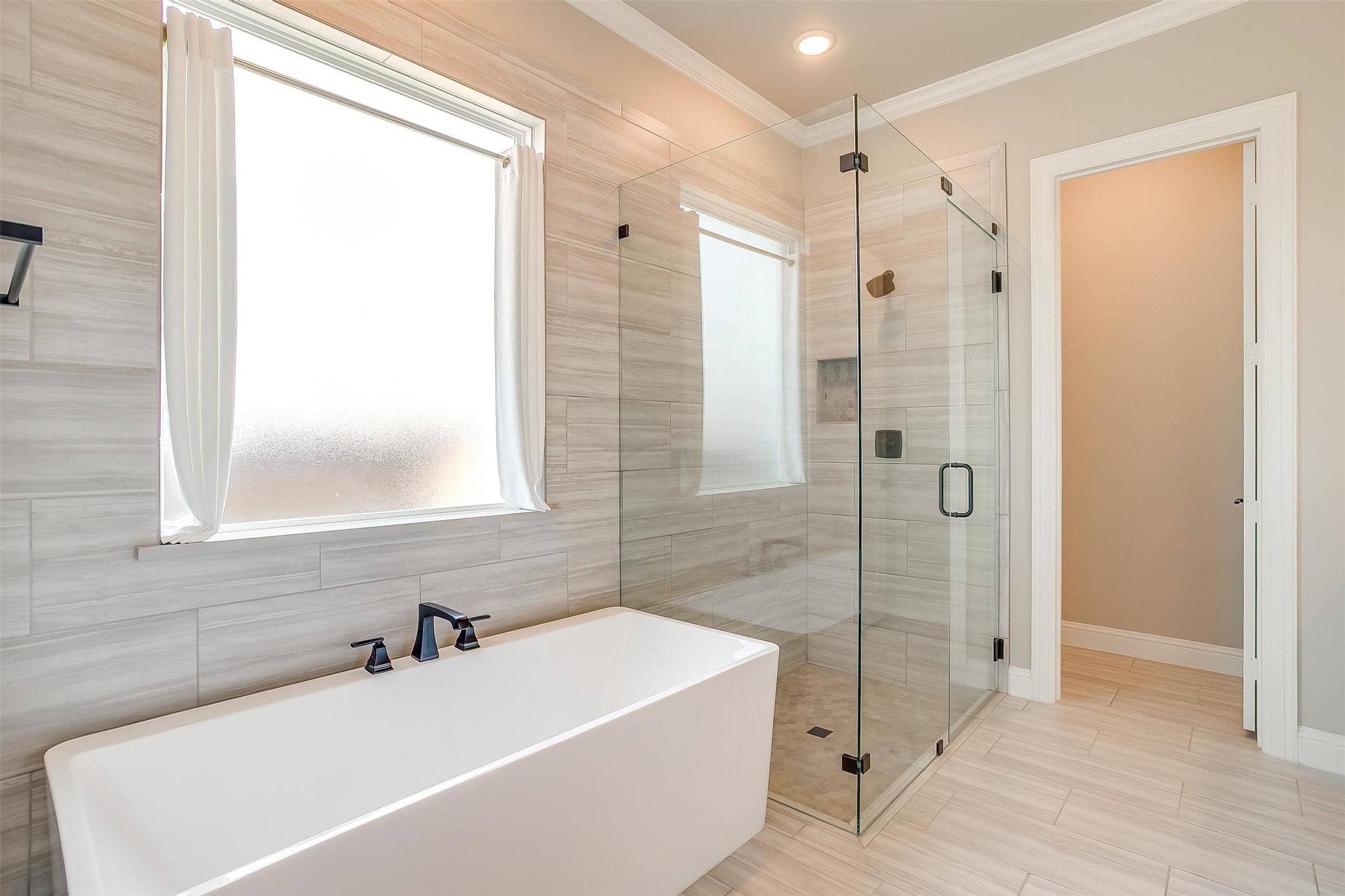 916 Highlands Avenue