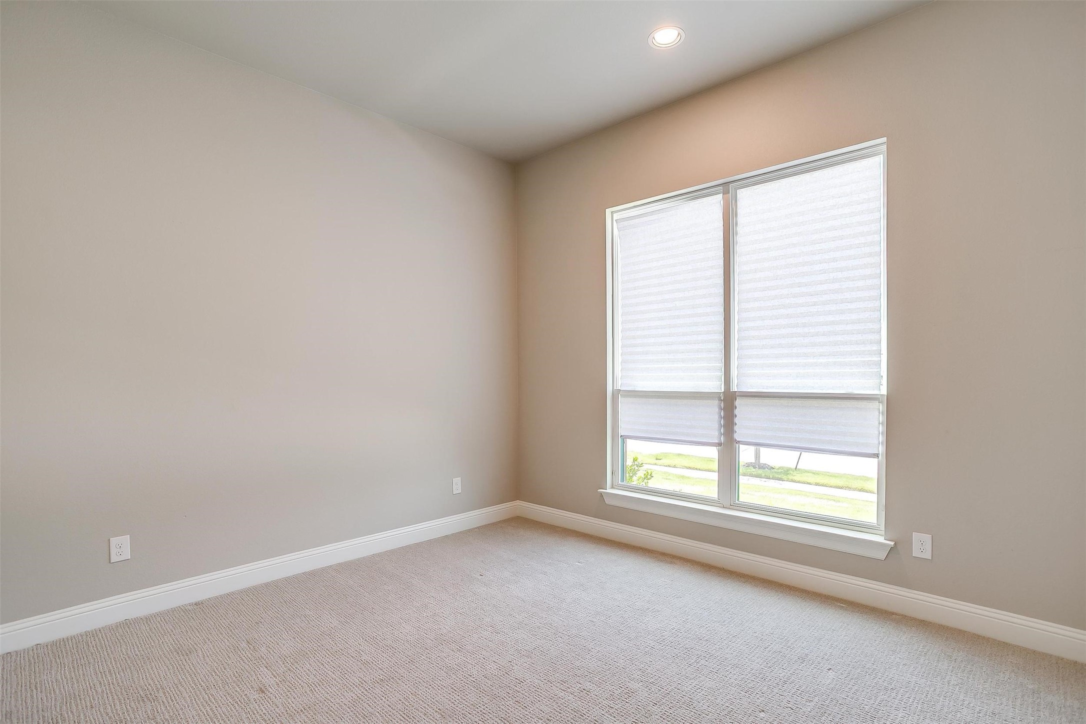 916 Highlands Avenue