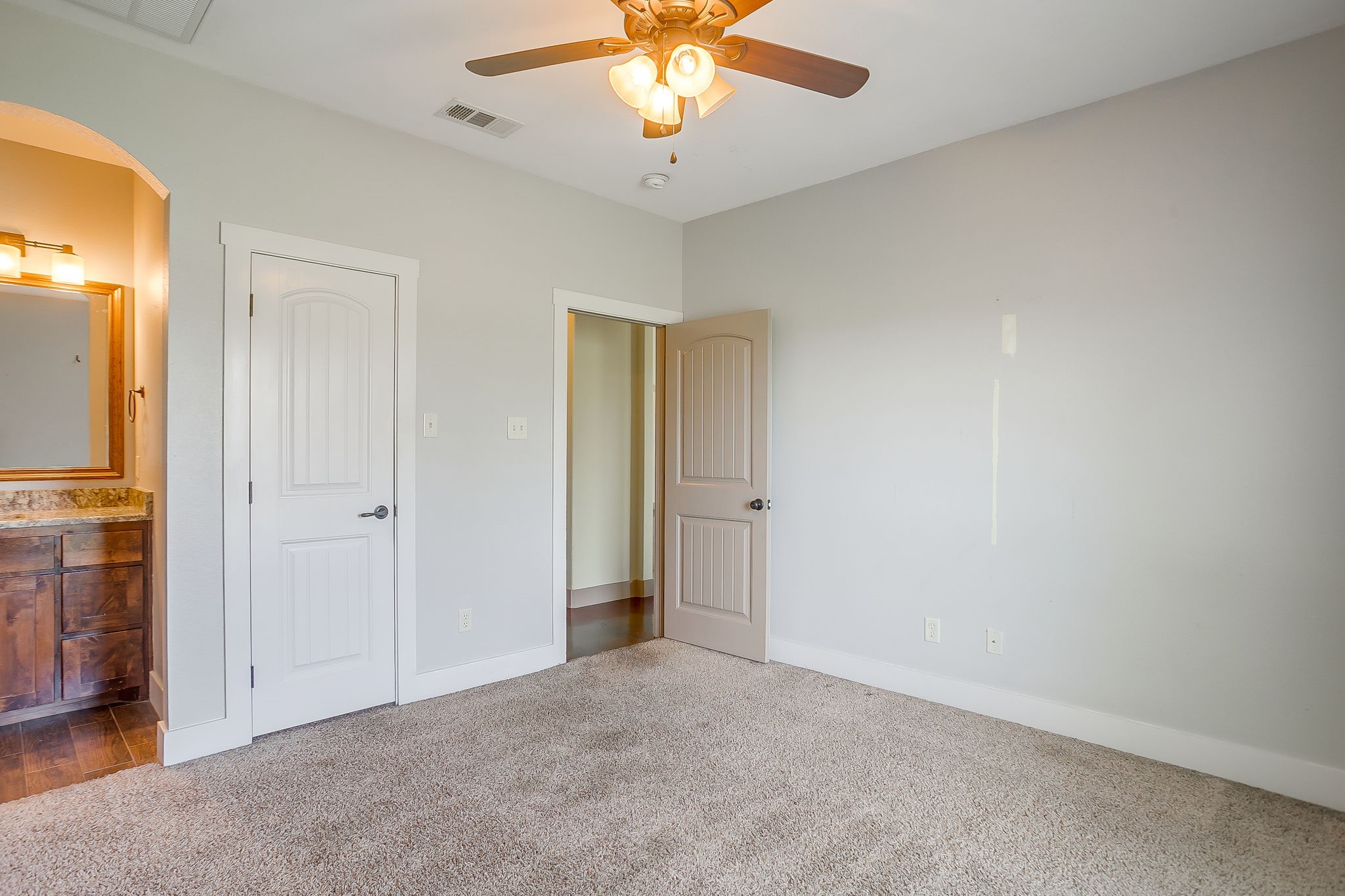 570 S Point Court