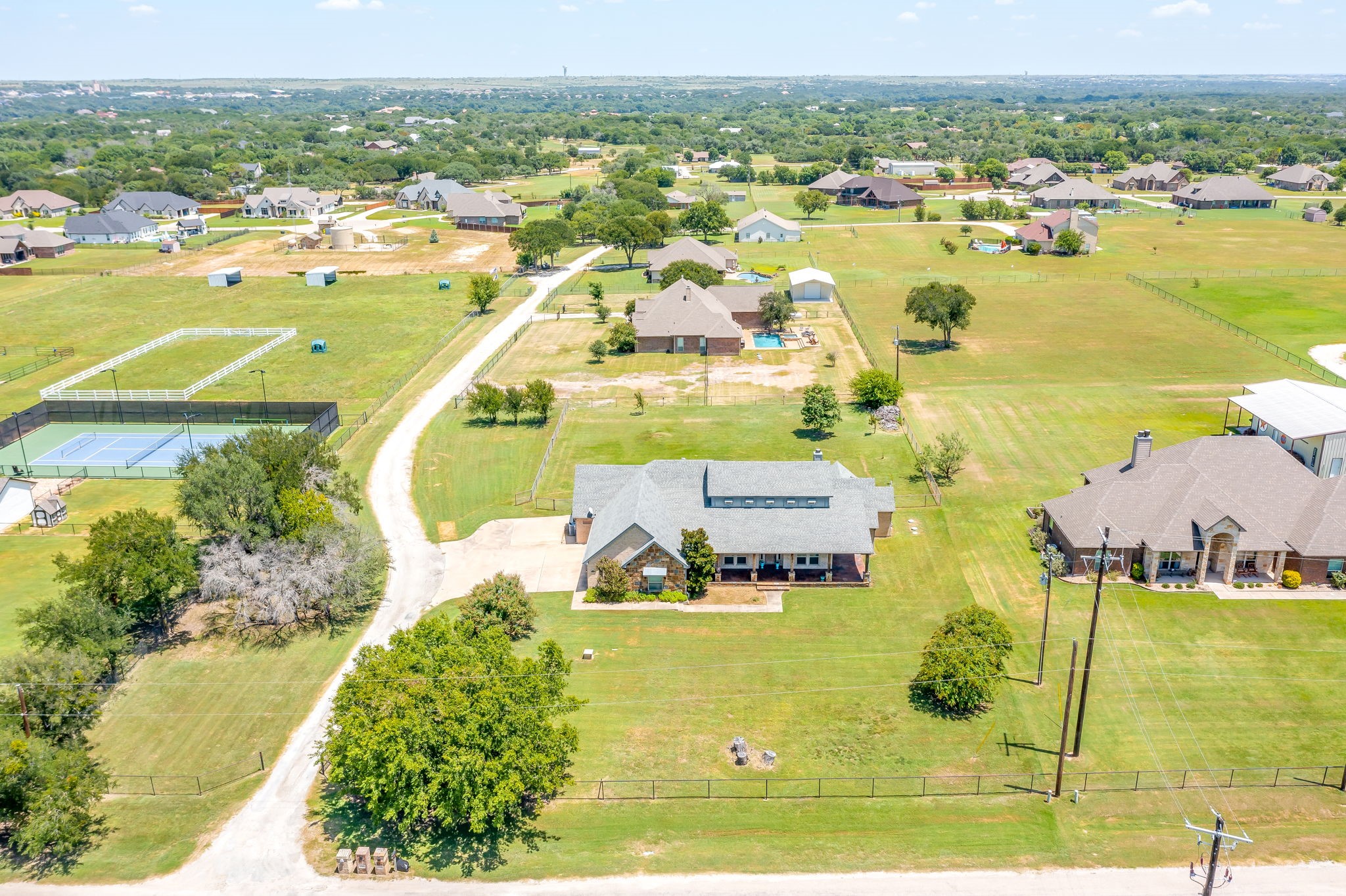 570 S Point Court