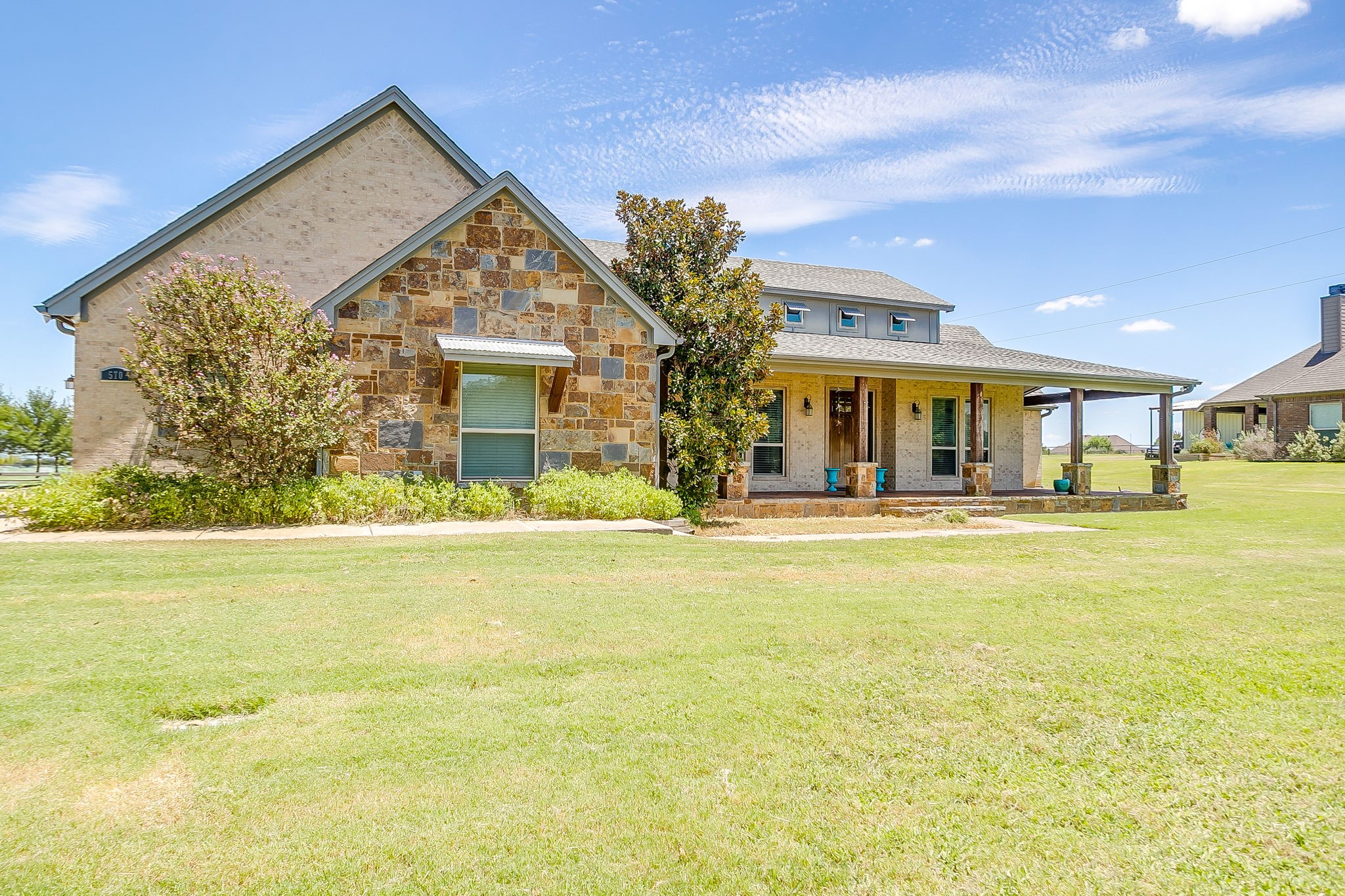 570 S Point Court