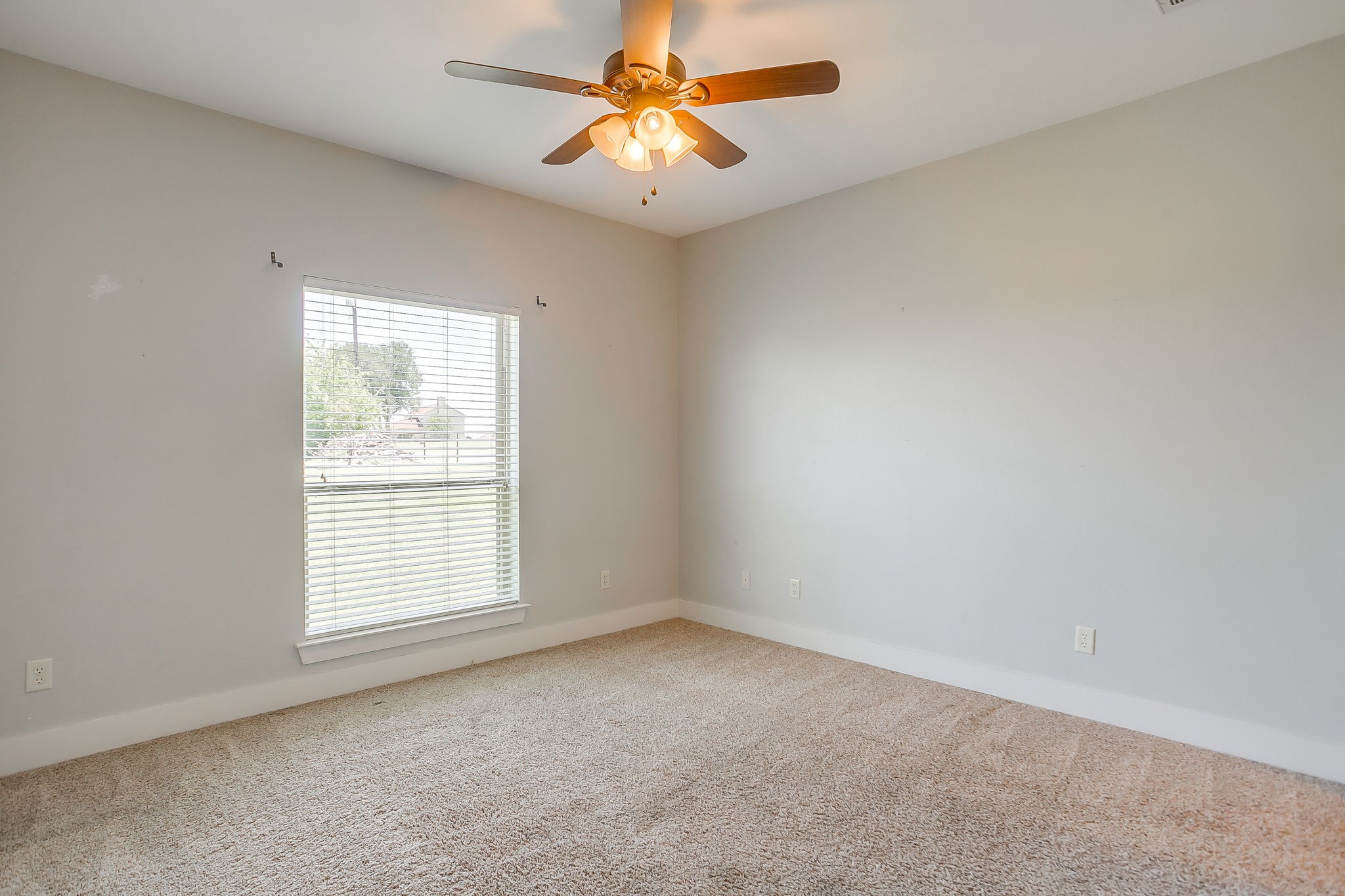 570 S Point Court