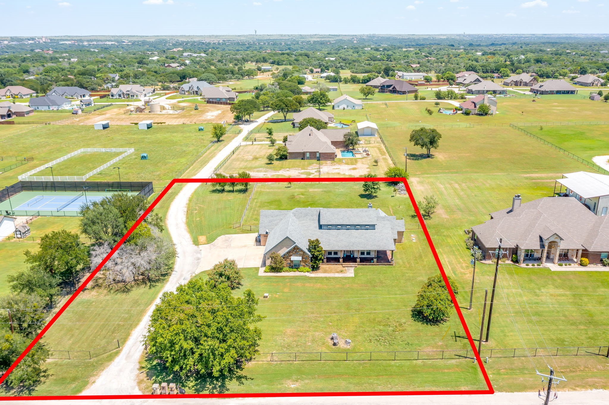 570 S Point Court
