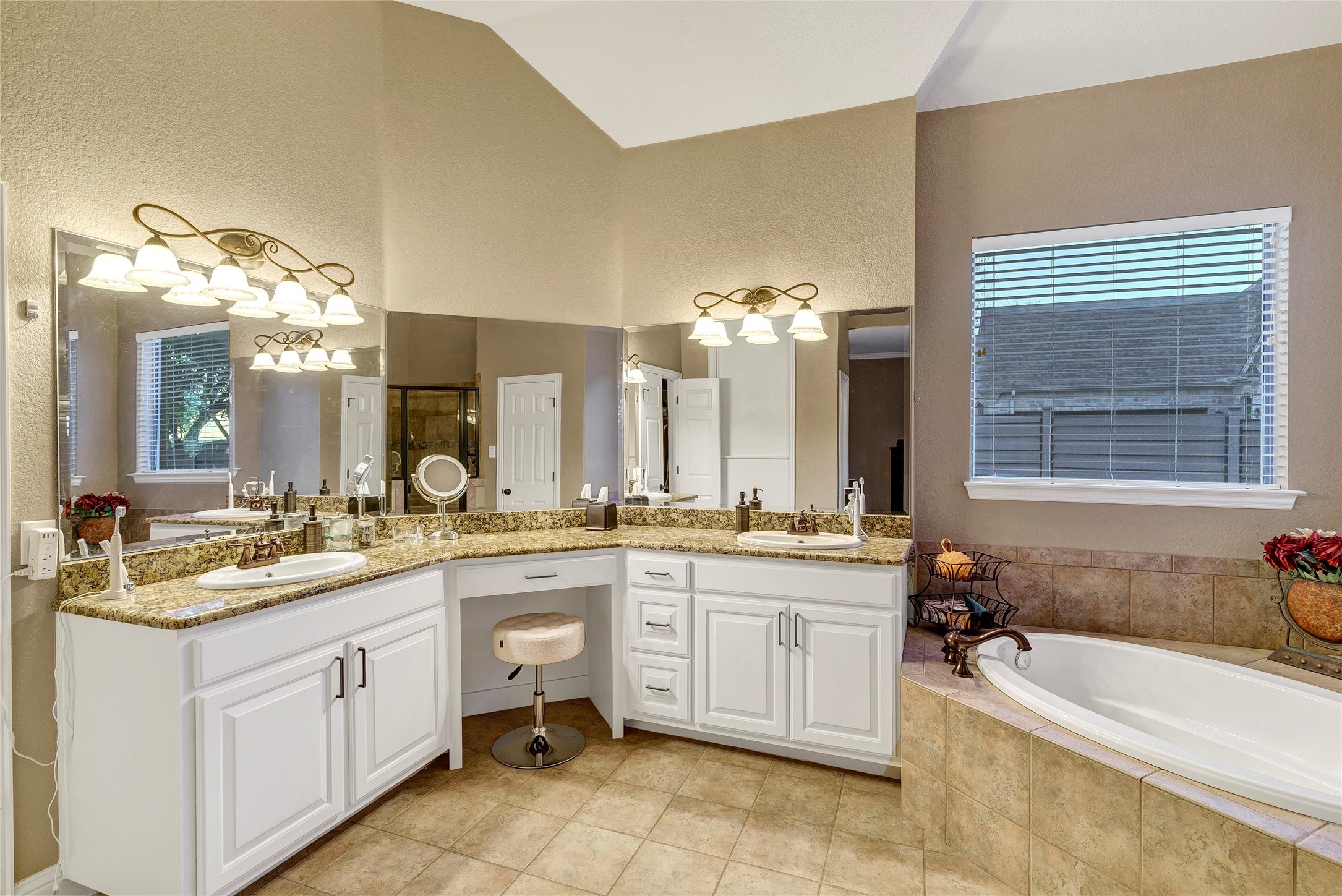 155 Sanchez Trail