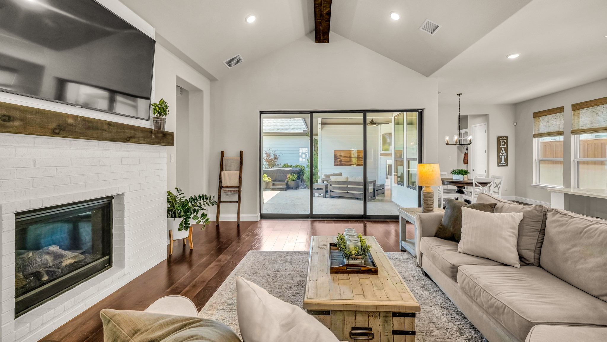 2001 Prairie Holly Lane