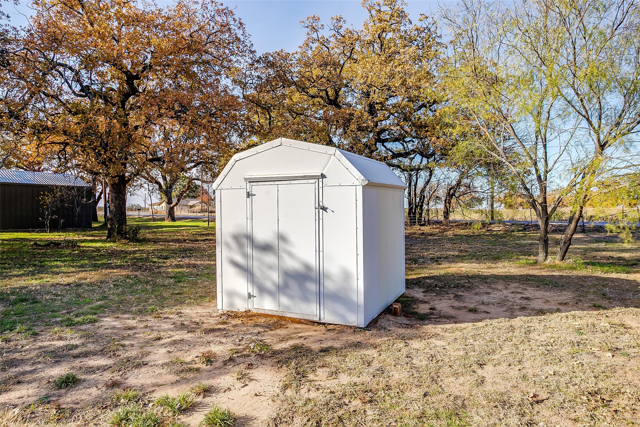 1210 Poe Prairie Road