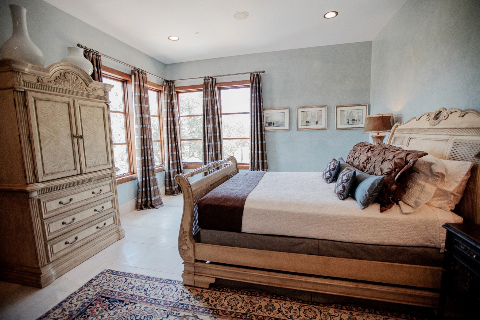 3380 Westridge Drive