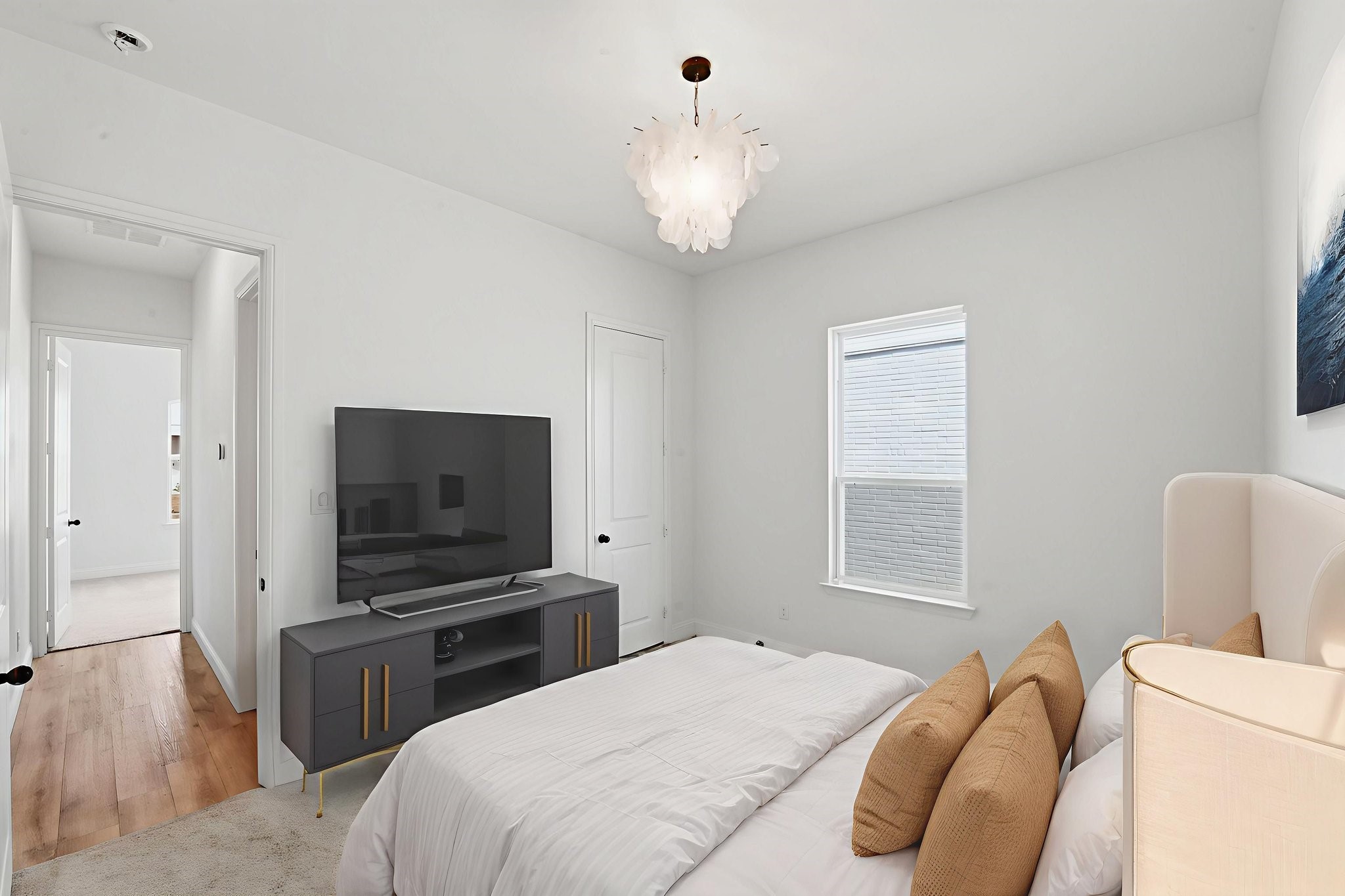 256 Observation Drive N