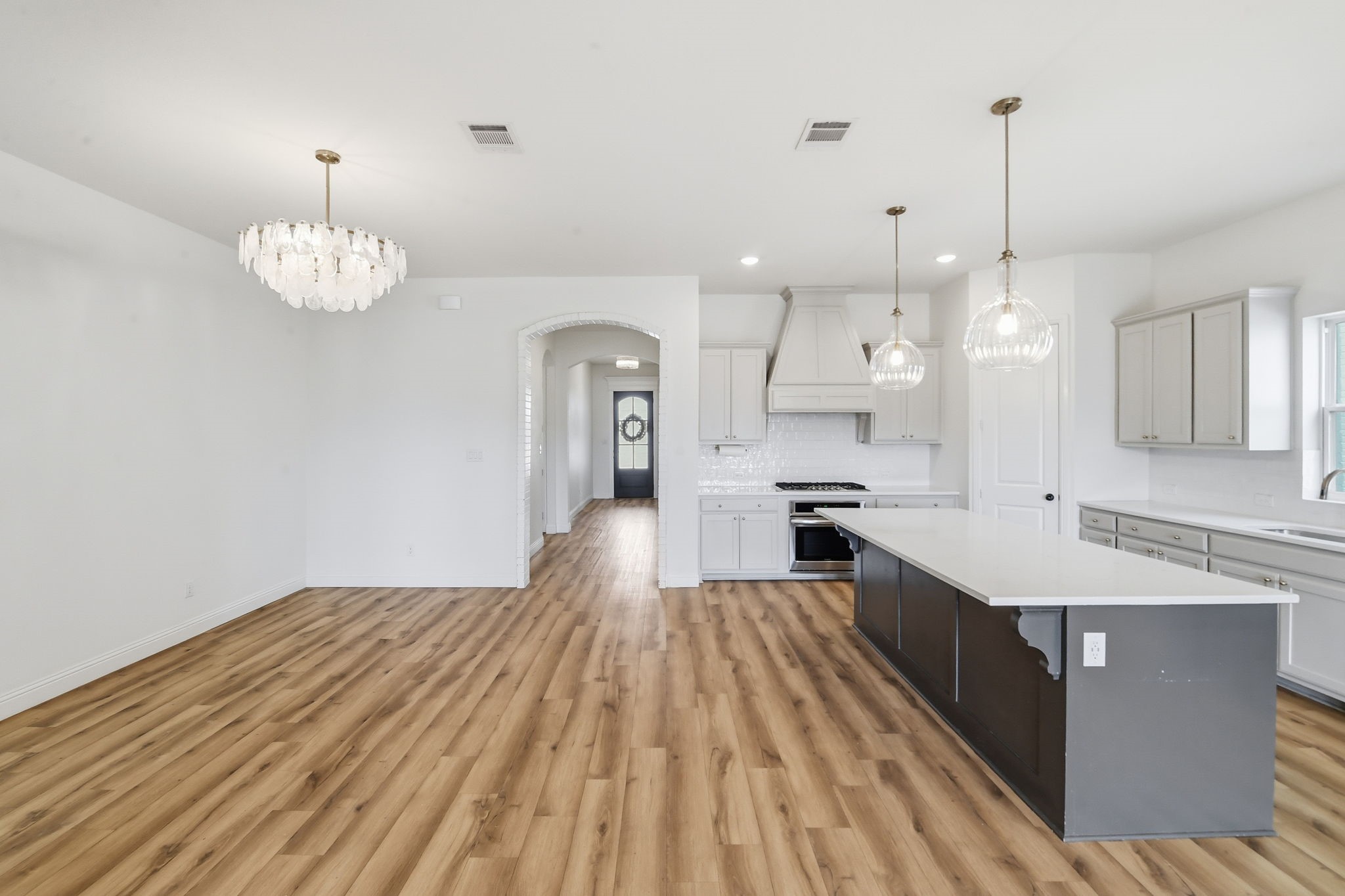 256 Observation Drive N