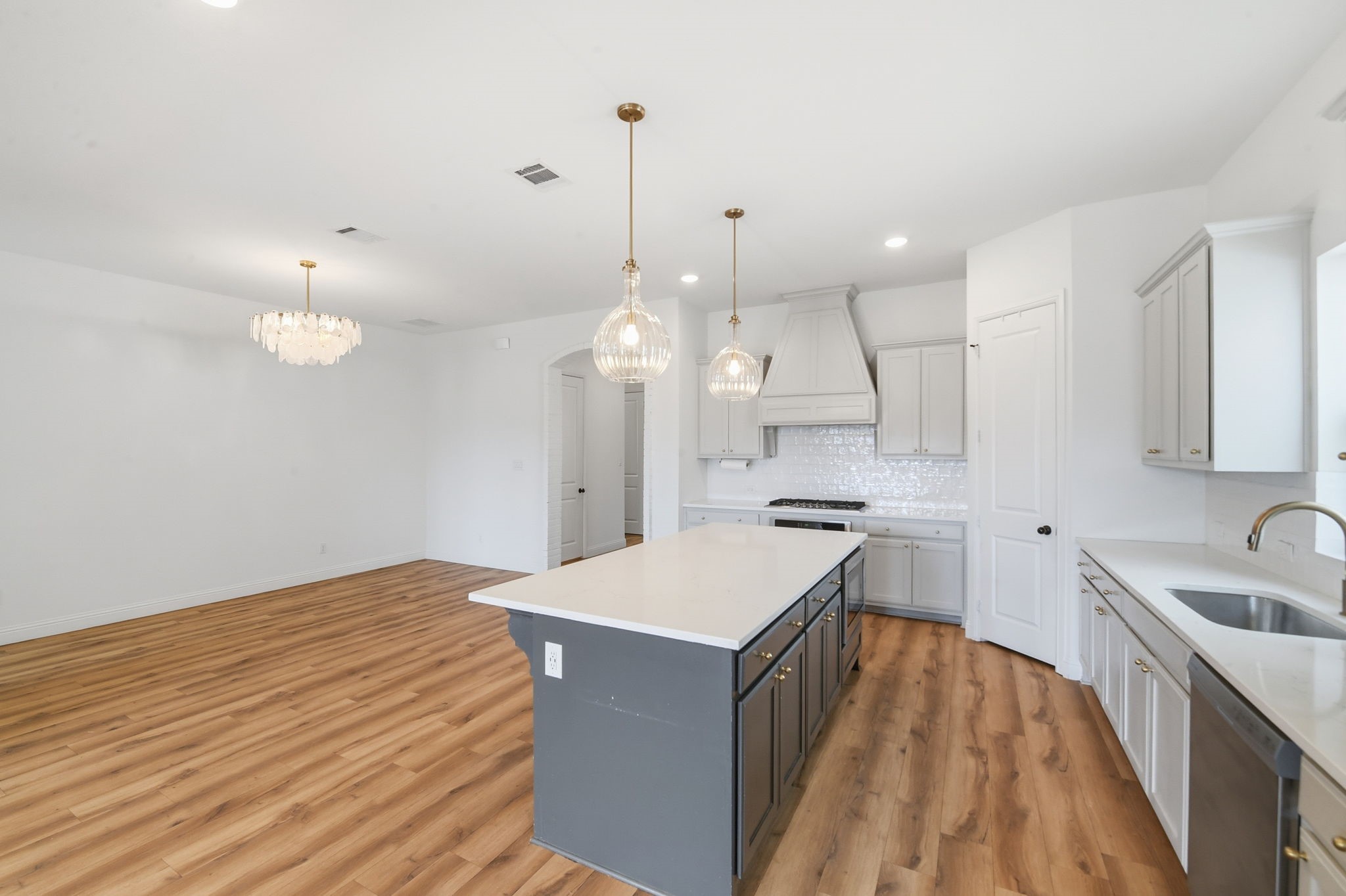 256 Observation Drive N