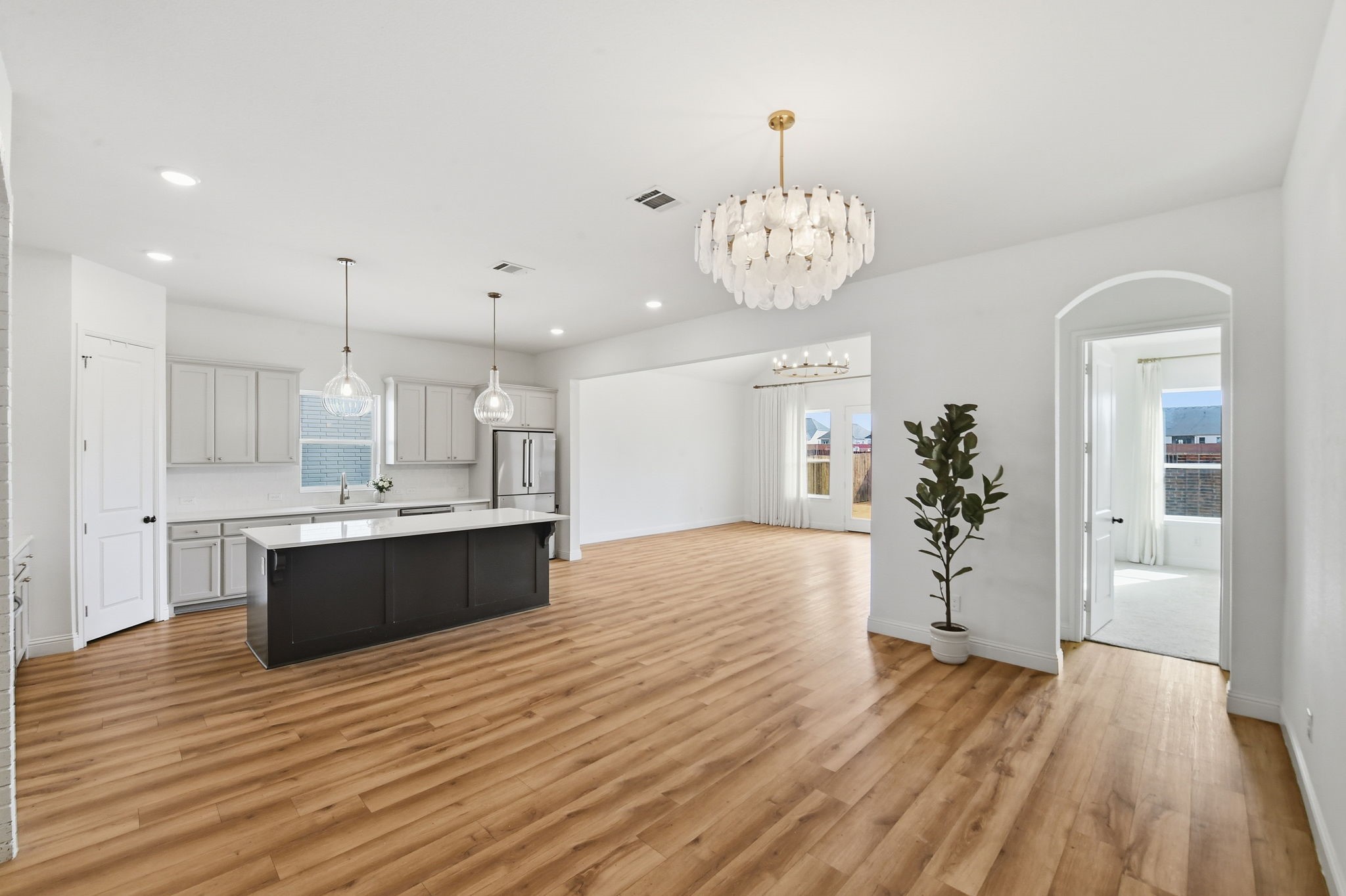 256 Observation Drive N