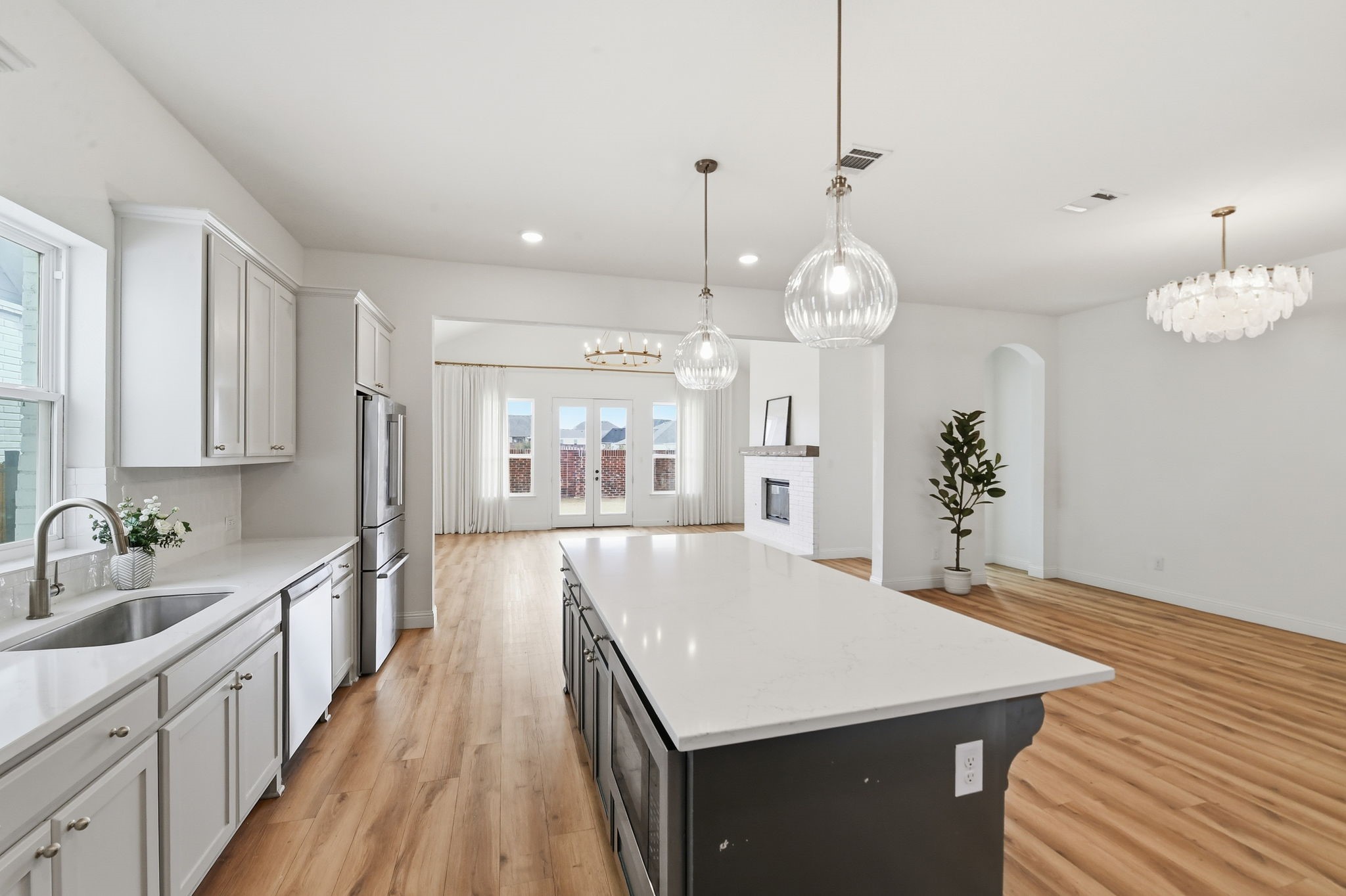 256 Observation Drive N