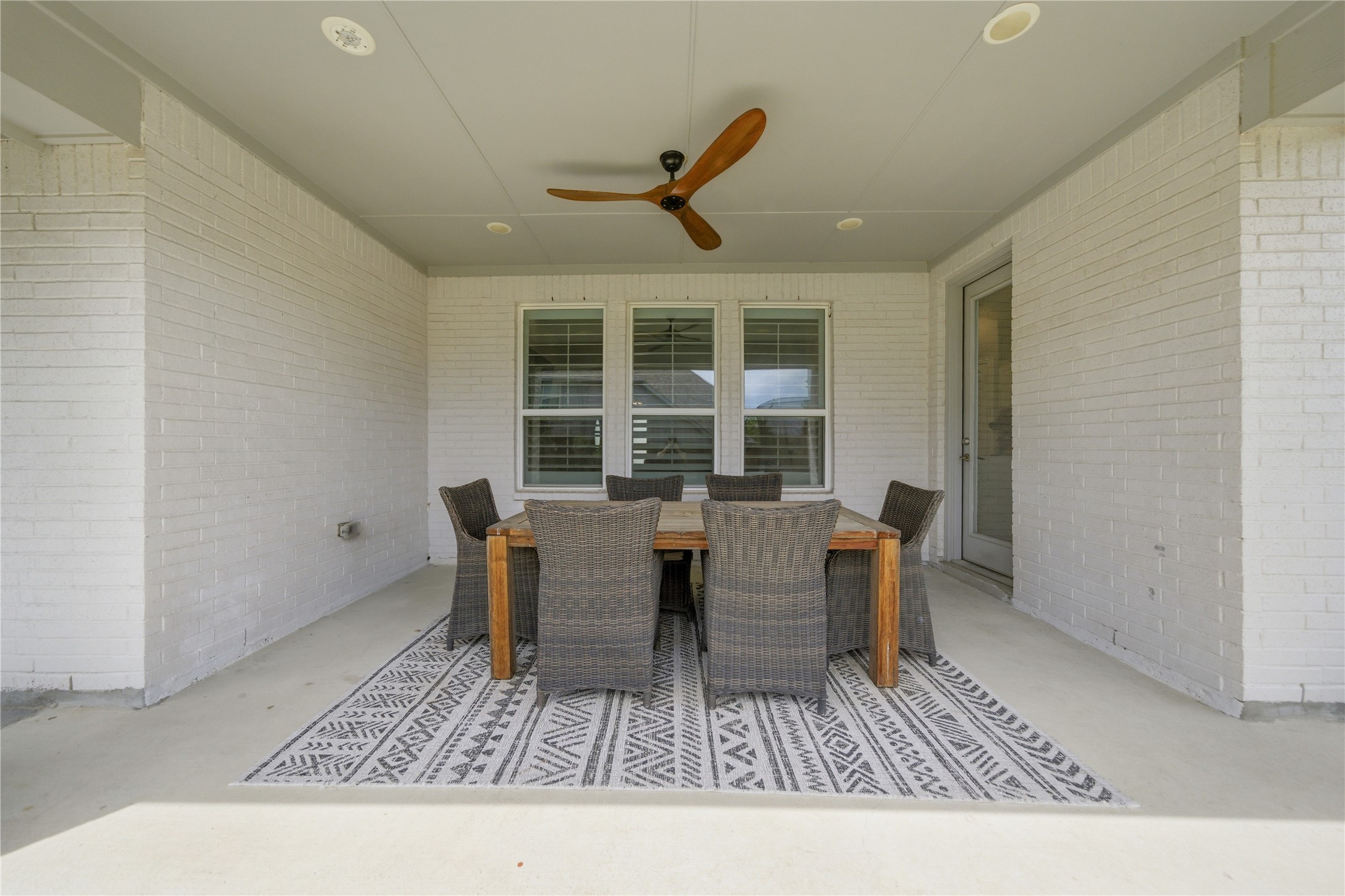 14029 Green Hook Road