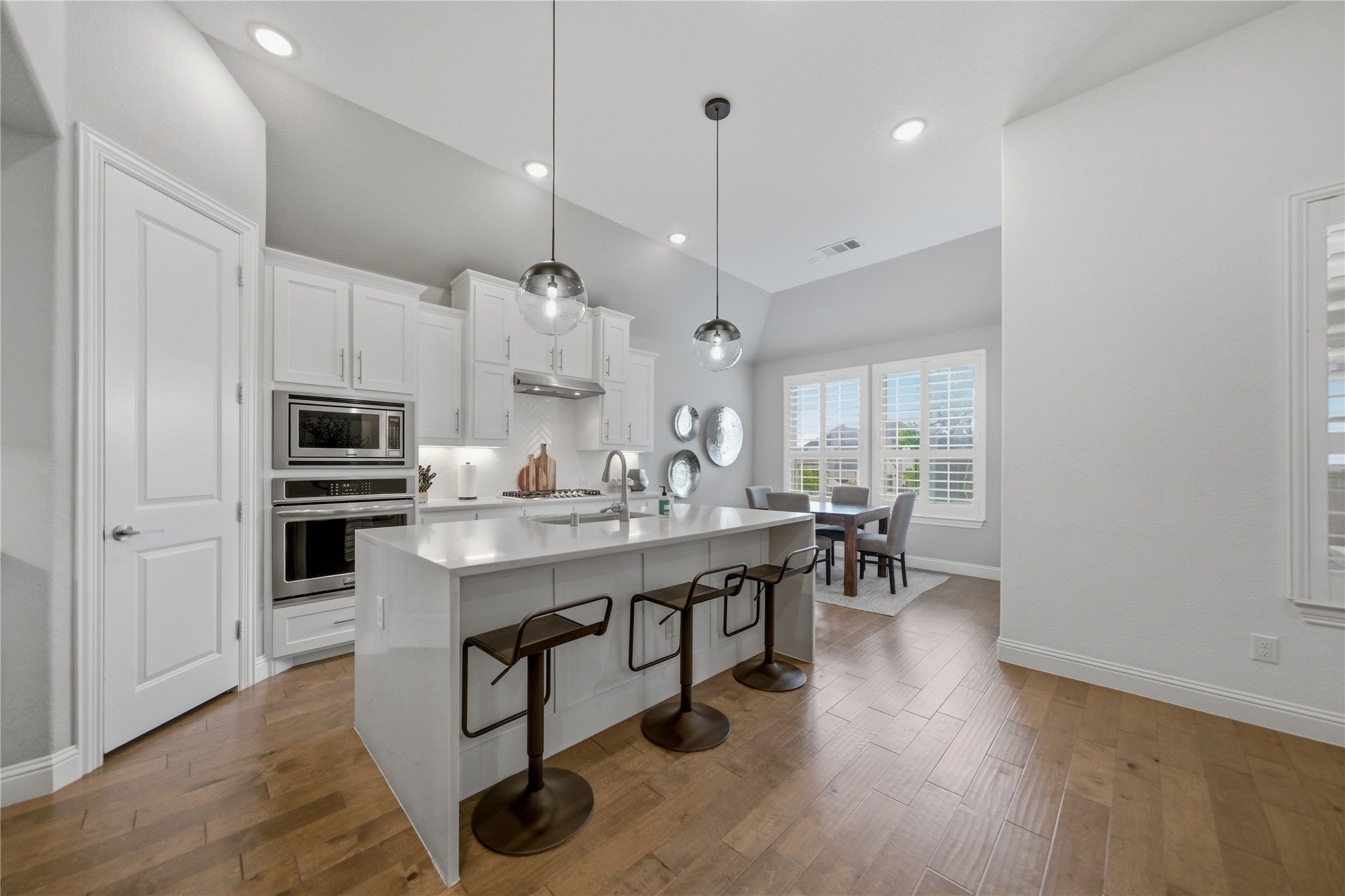 14029 Green Hook Road