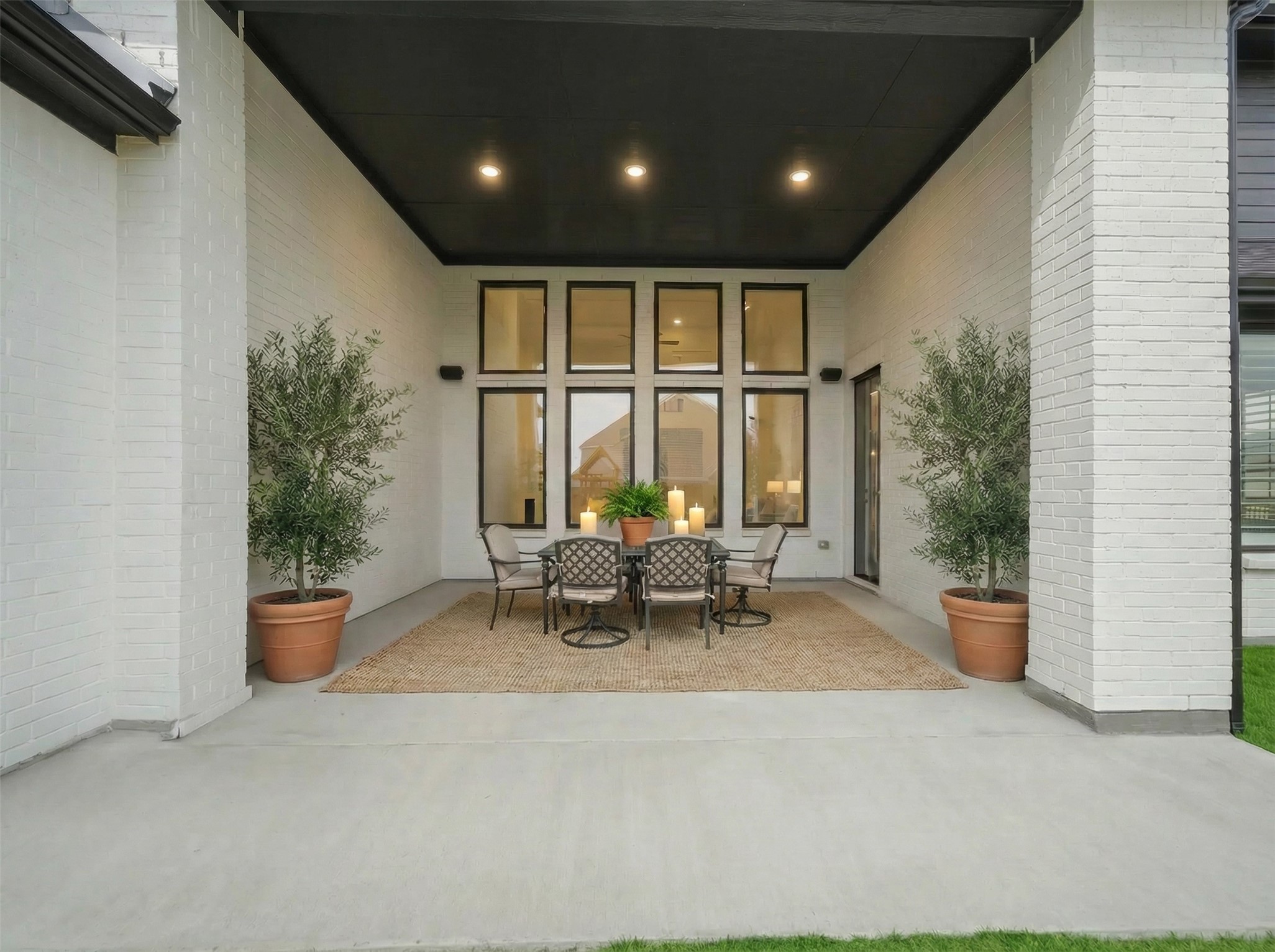 2113 Heather Hills Drive