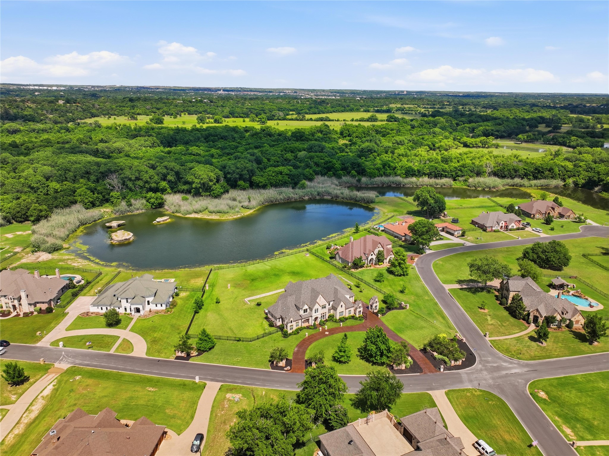 132 The Lakes Drive