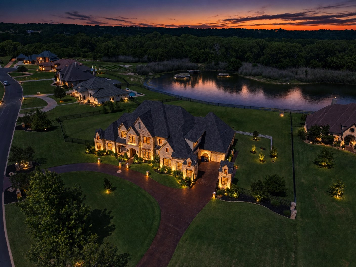 132 The Lakes Drive