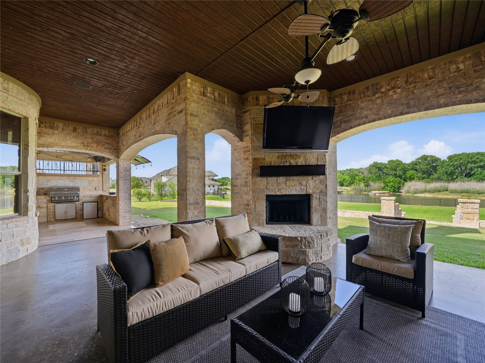 132 The Lakes Drive