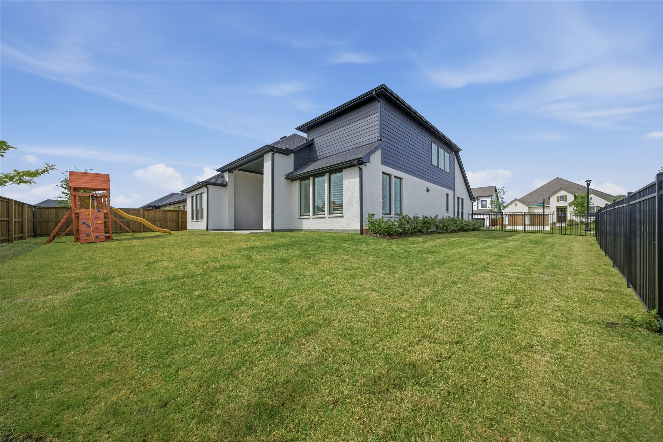 2113 Heather Hills Drive