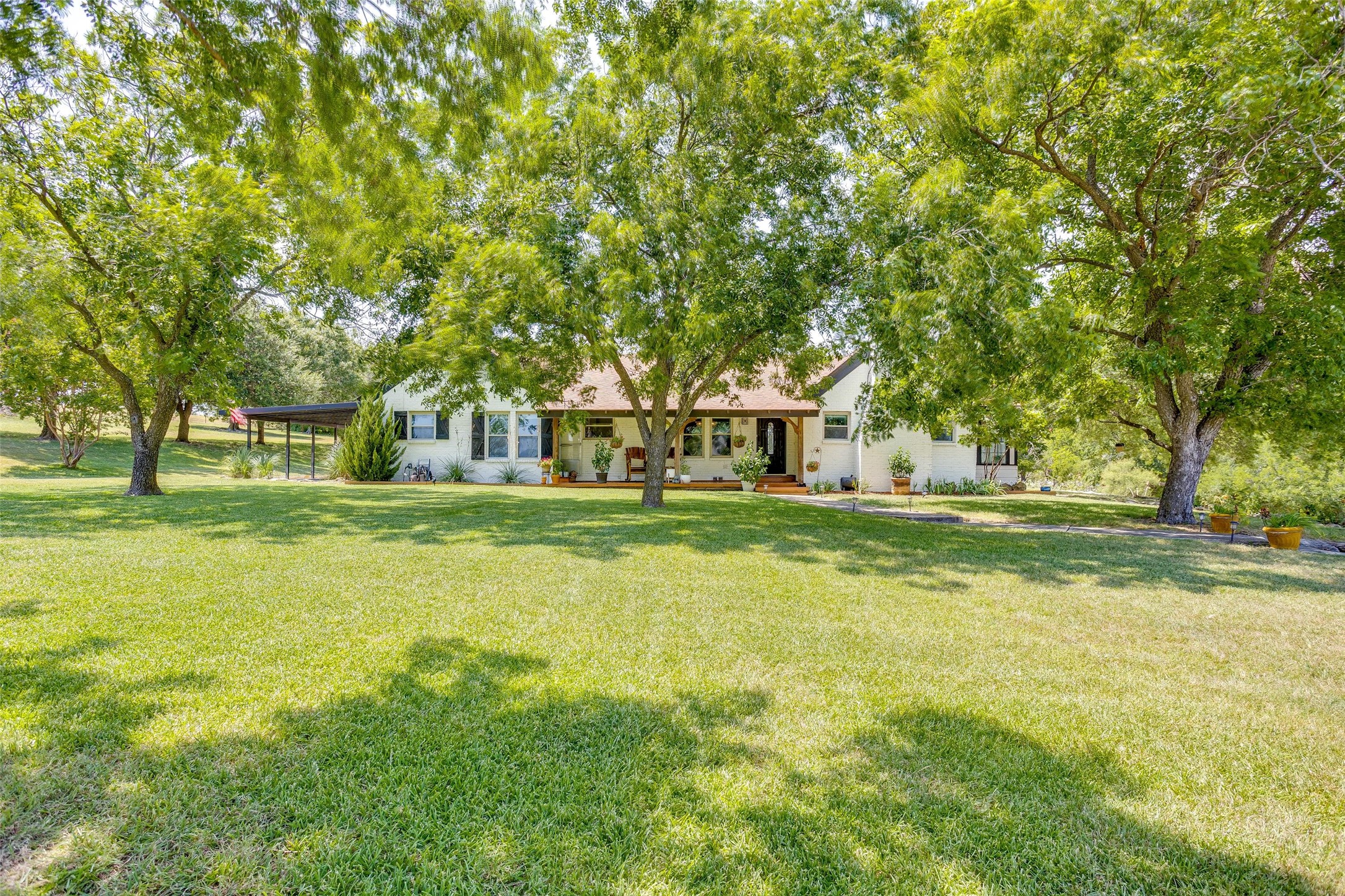 13800 Llano Drive