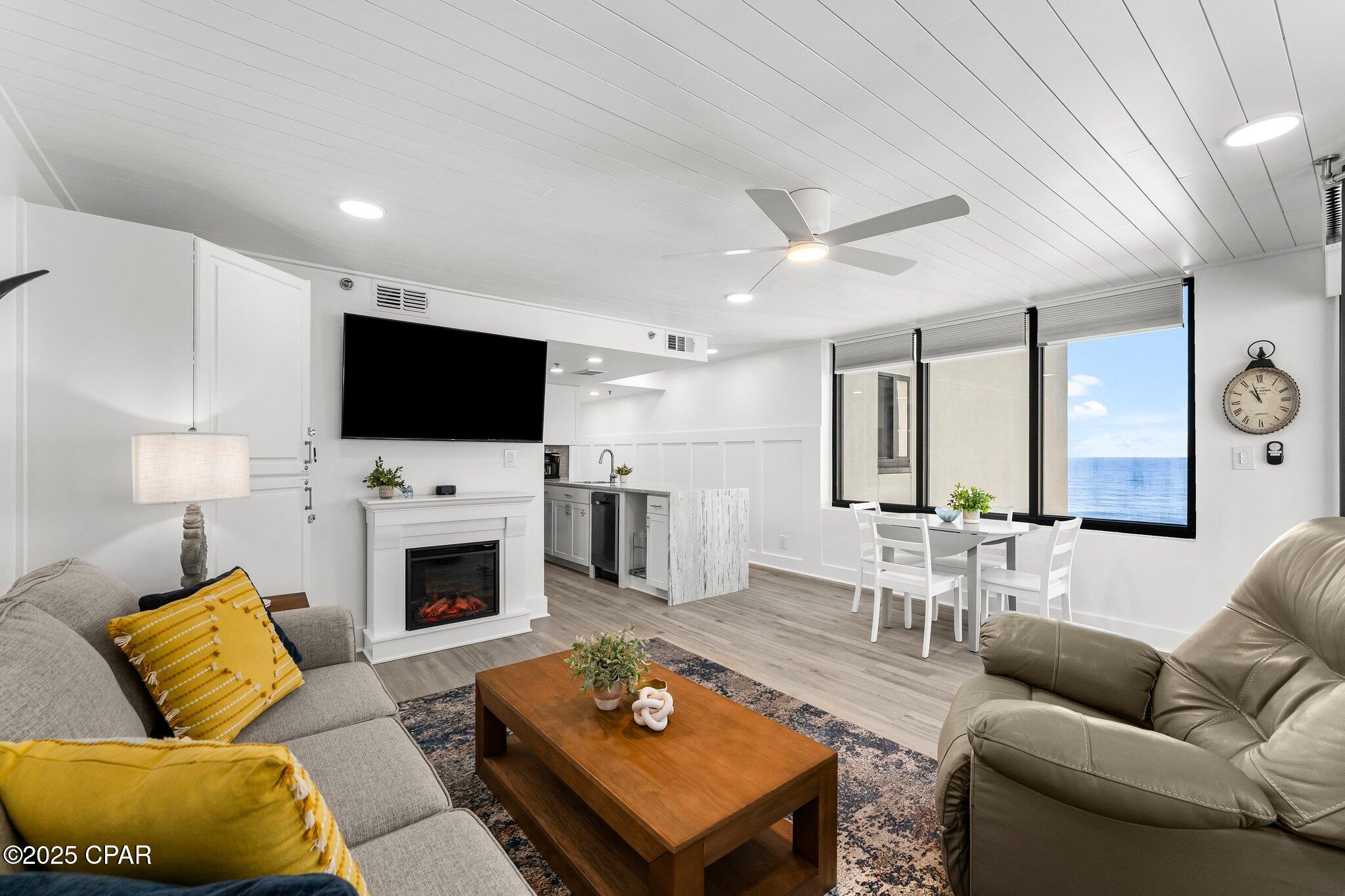 9850 S Thomas Drive 1112E