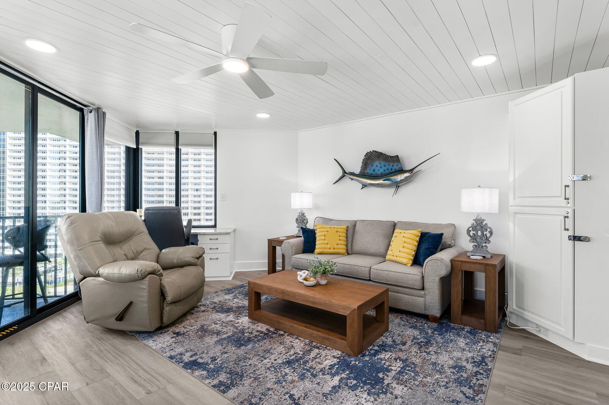 9850 S Thomas Drive 1112E