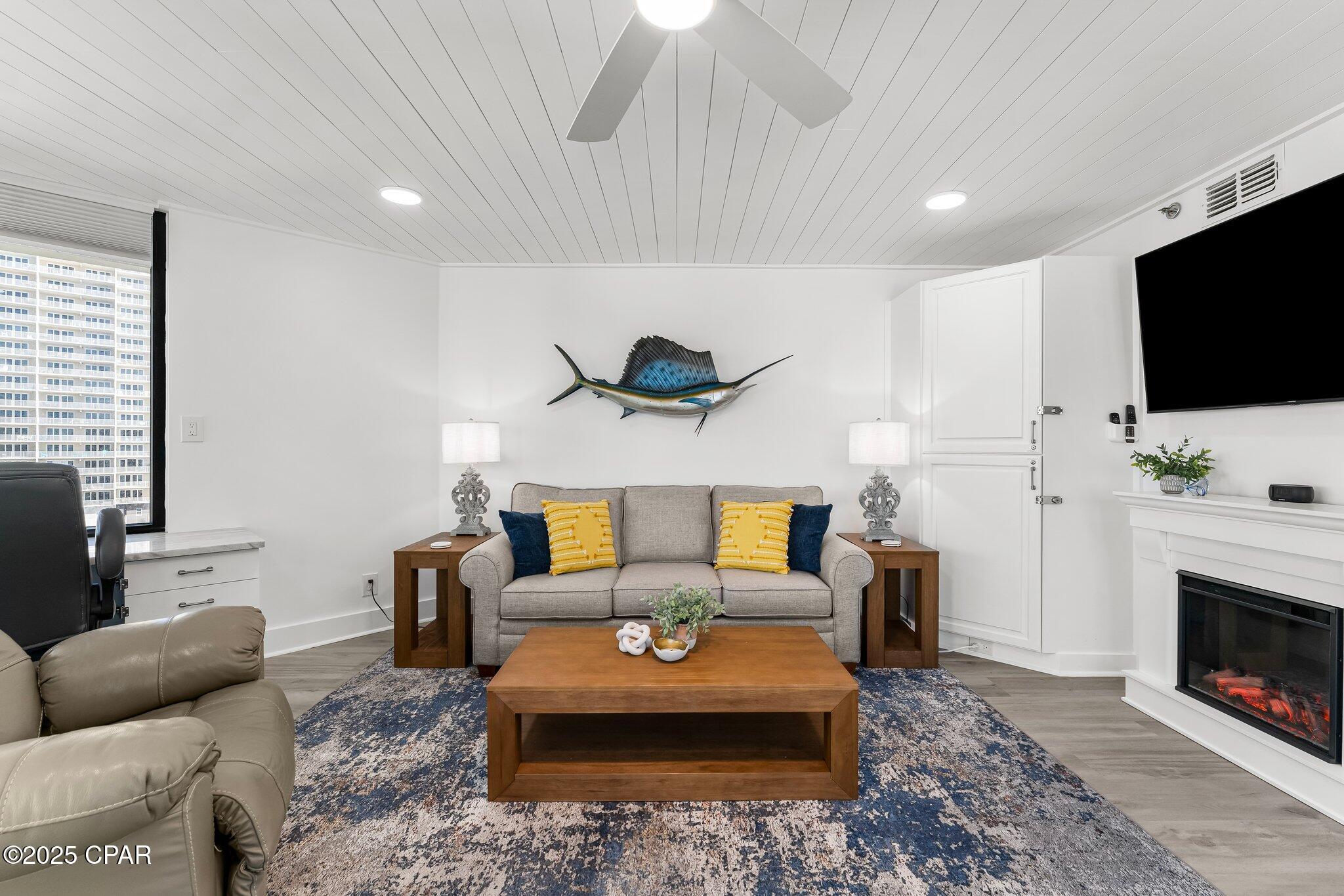 9850 S Thomas Drive 1112E