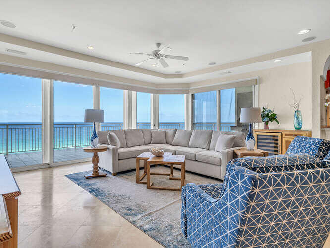 910 Grand Villas Drive 910