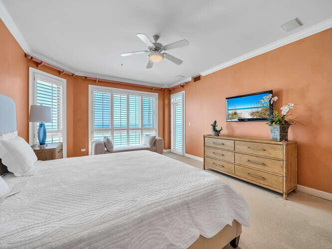 910 Grand Villas Drive 910