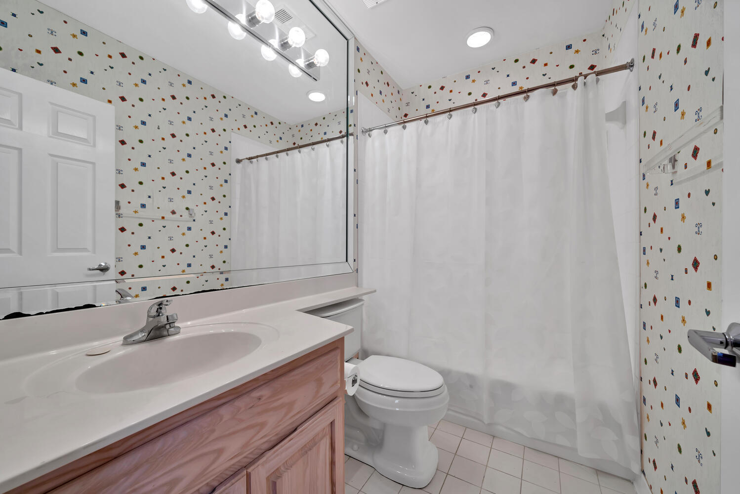 910 Grand Villas Drive 910