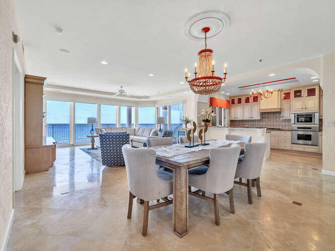 910 Grand Villas Drive 910