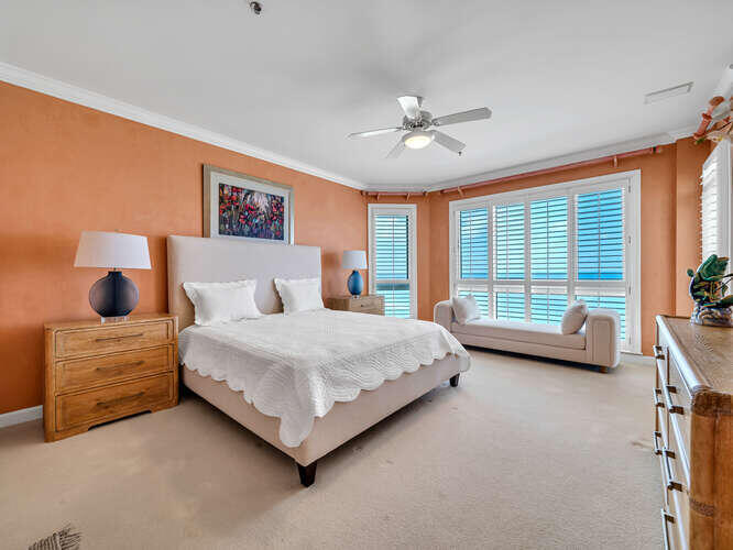 910 Grand Villas Drive 910